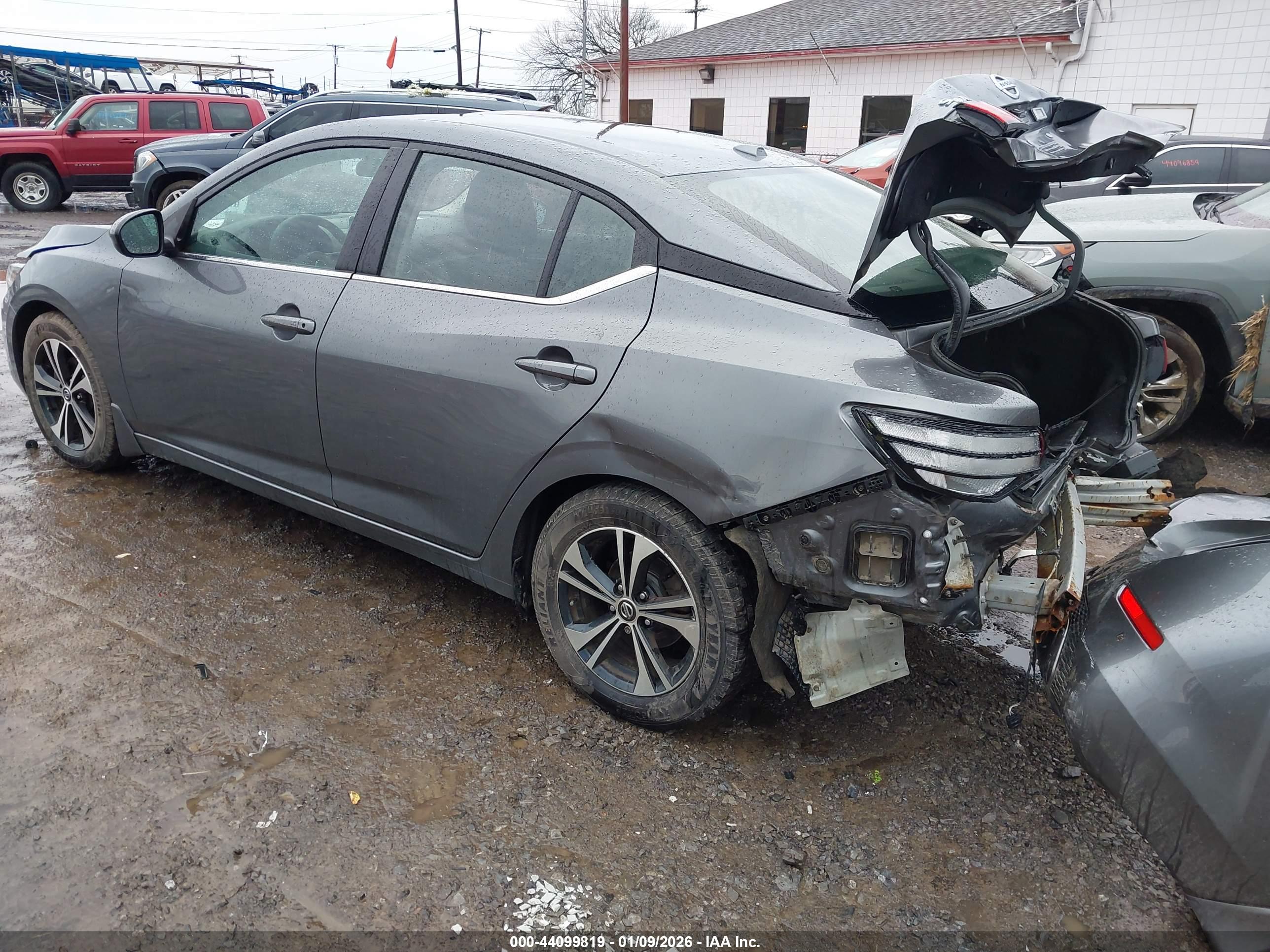 NISSAN SENTRA image 3