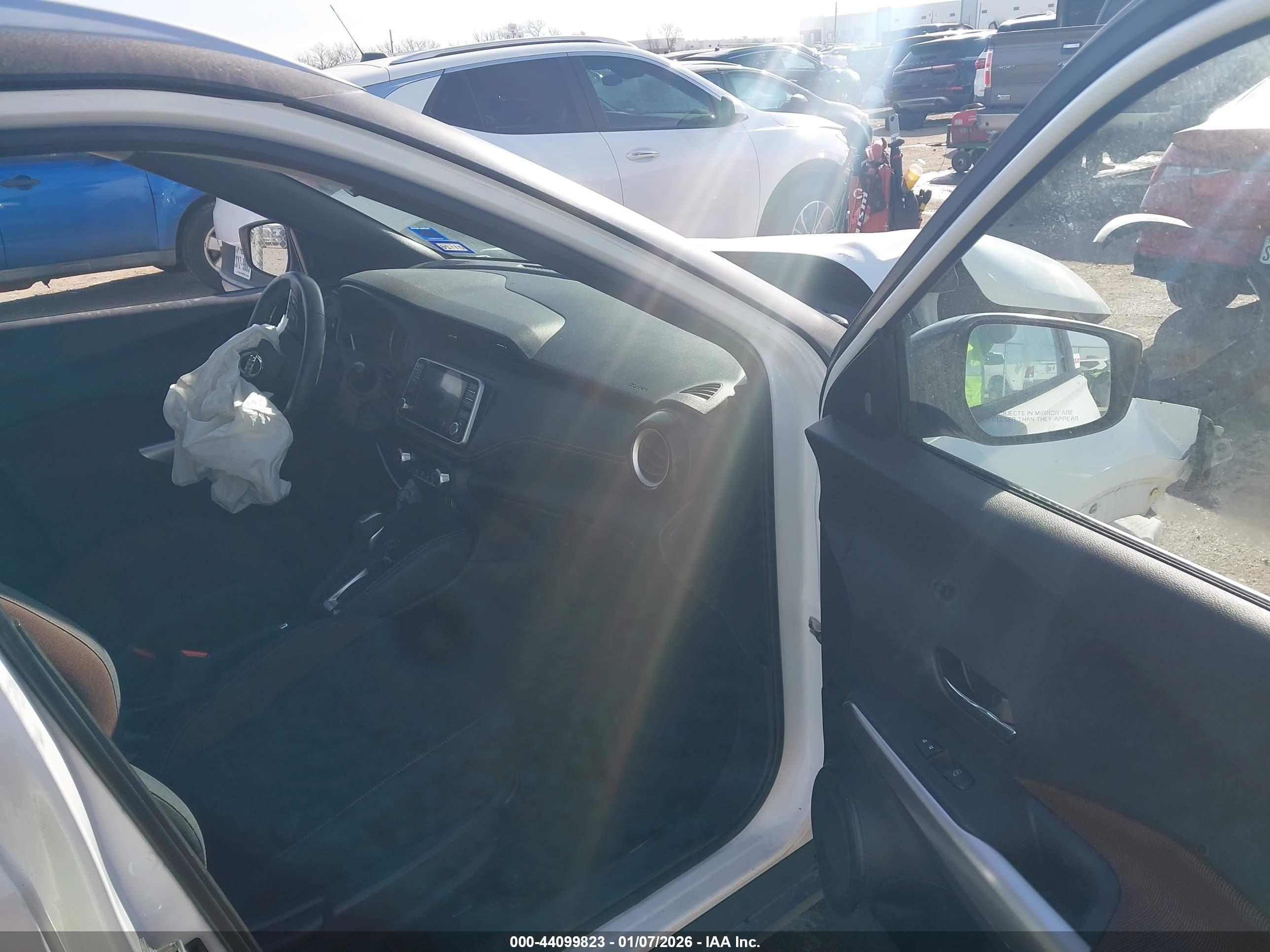 NISSAN KICKS image 5