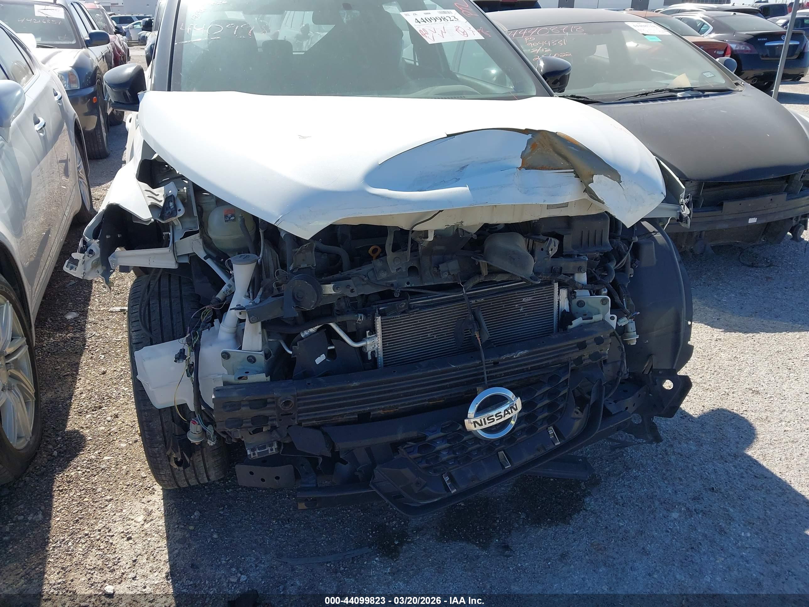 NISSAN KICKS image 6