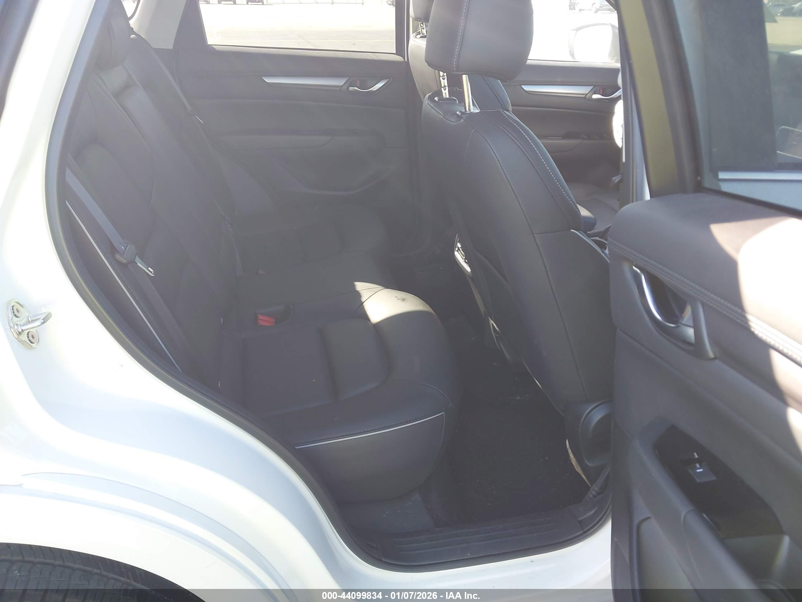 MAZDA CX-5 image 8