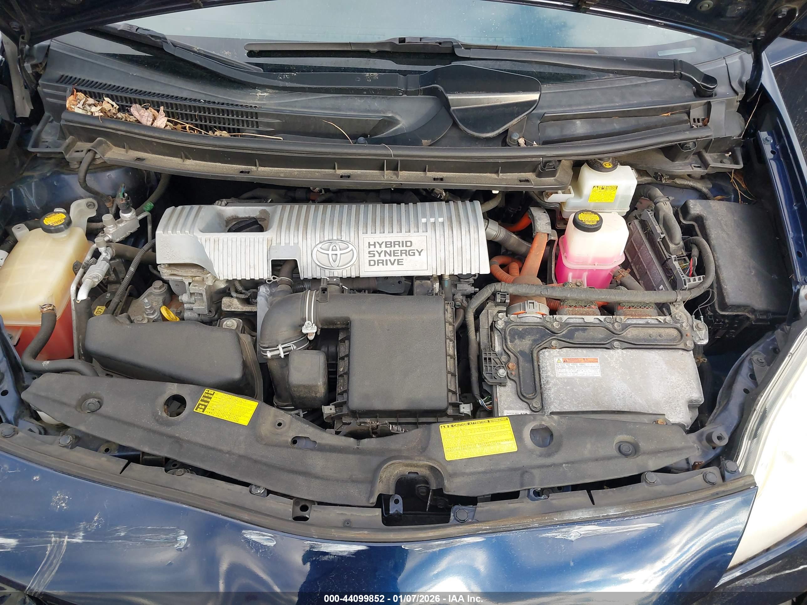 TOYOTA PRIUS image 10