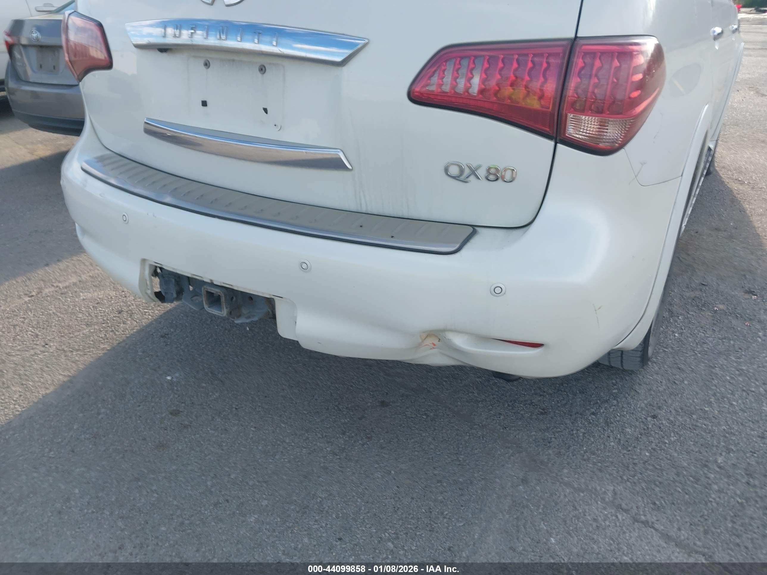 INFINITI QX80 image 6