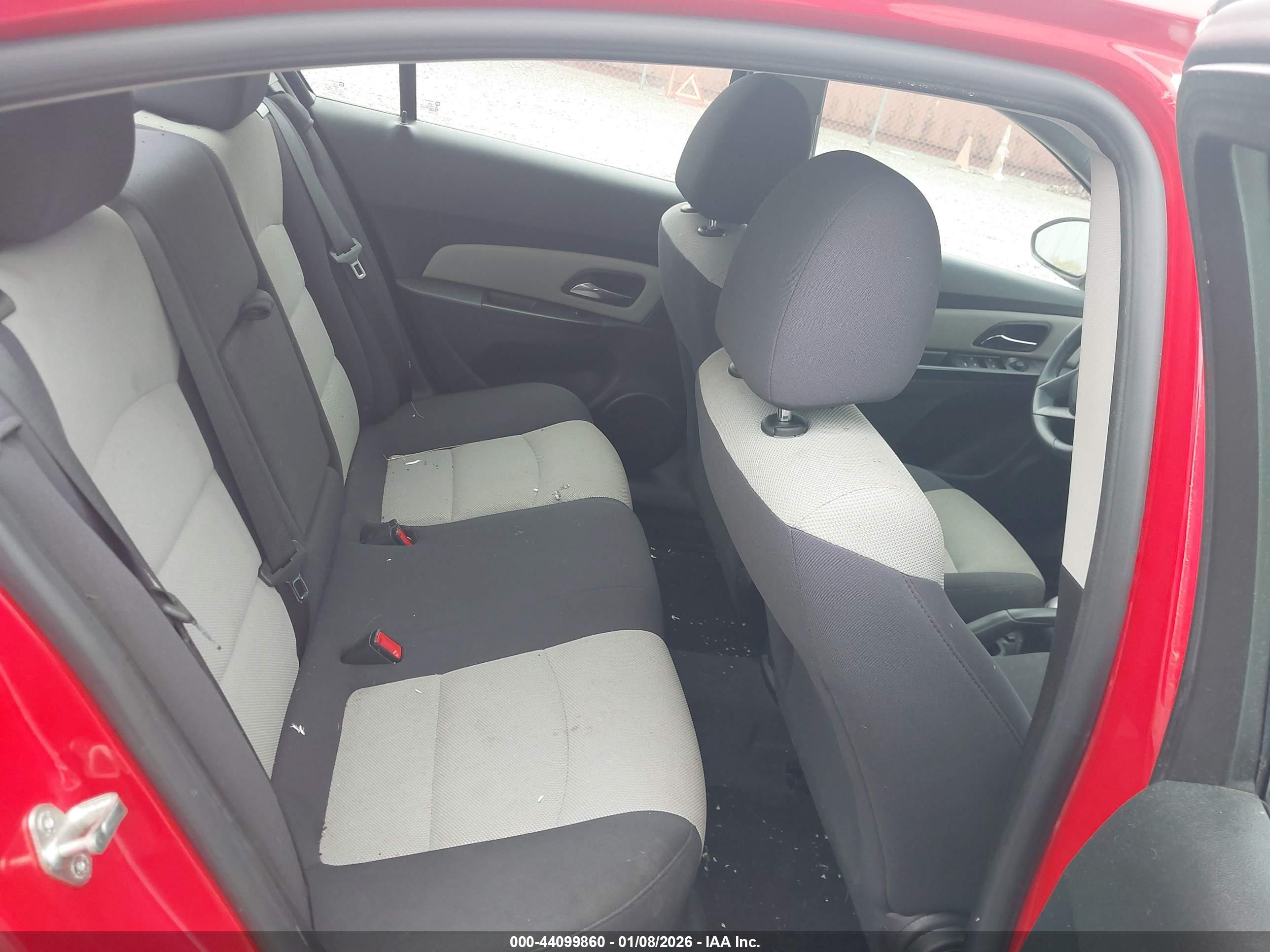 CHEVROLET CRUZE image 8
