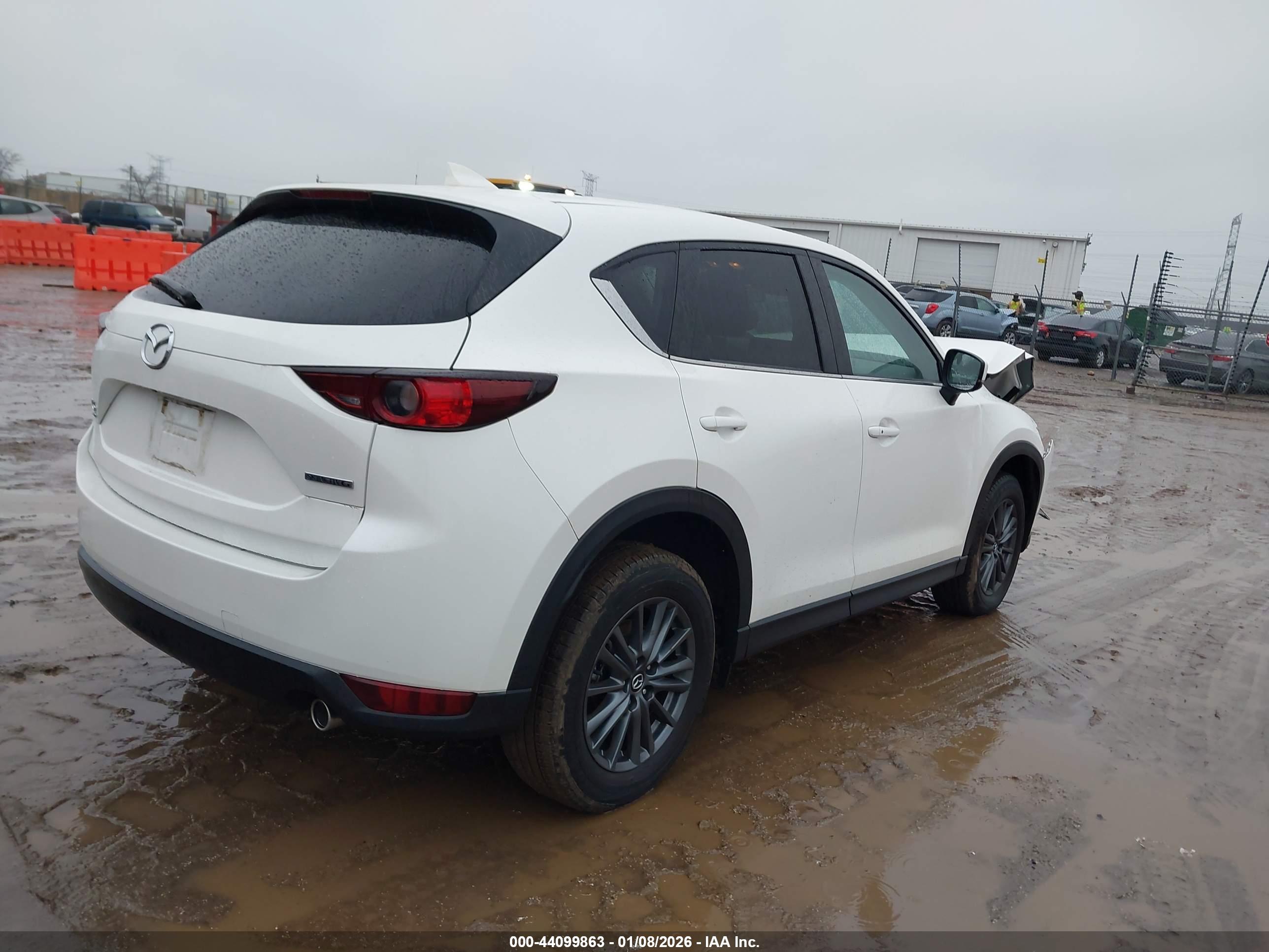MAZDA CX-5 image 4