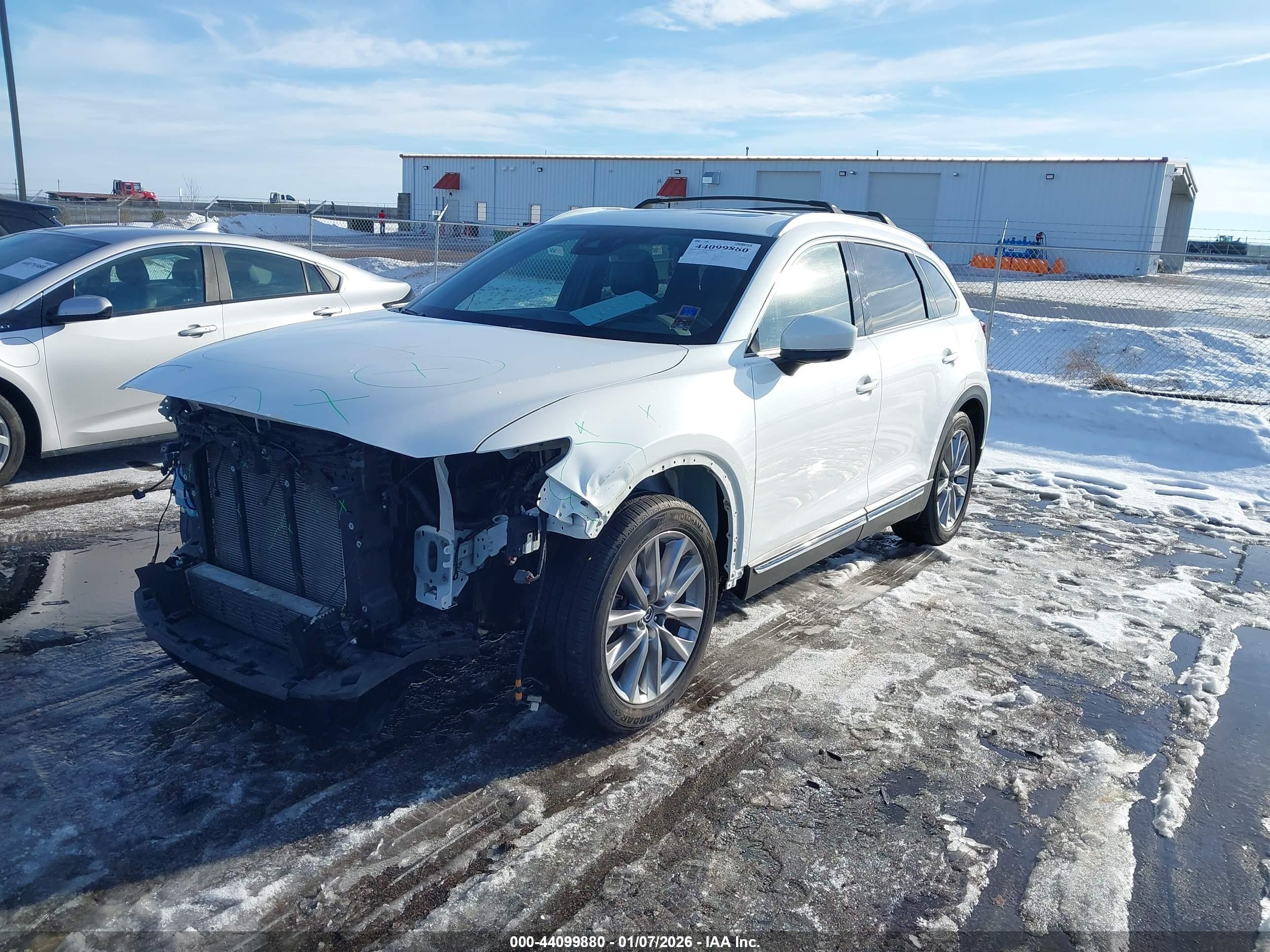 MAZDA CX-9 image 2