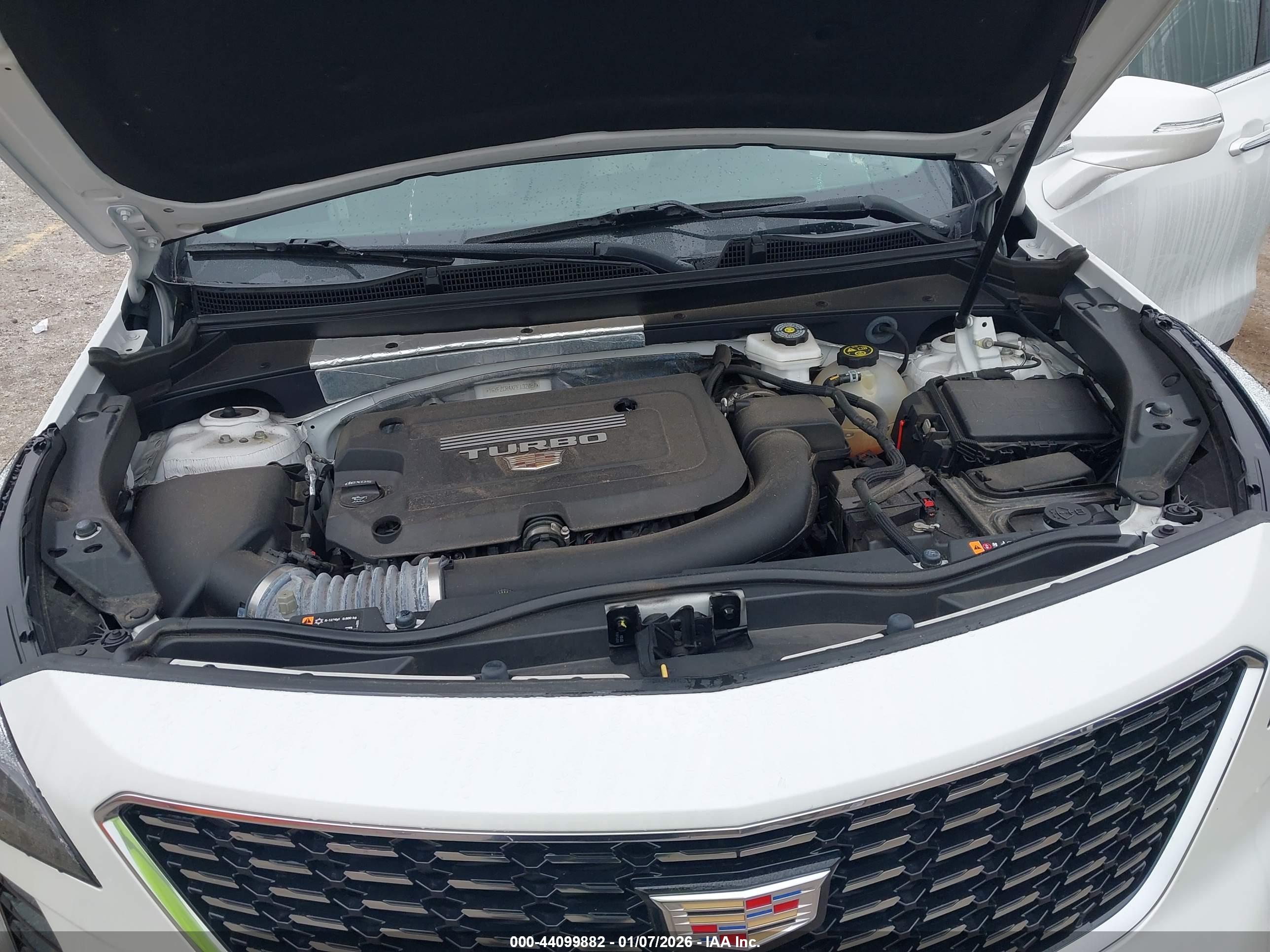 CADILLAC XT4 image 10