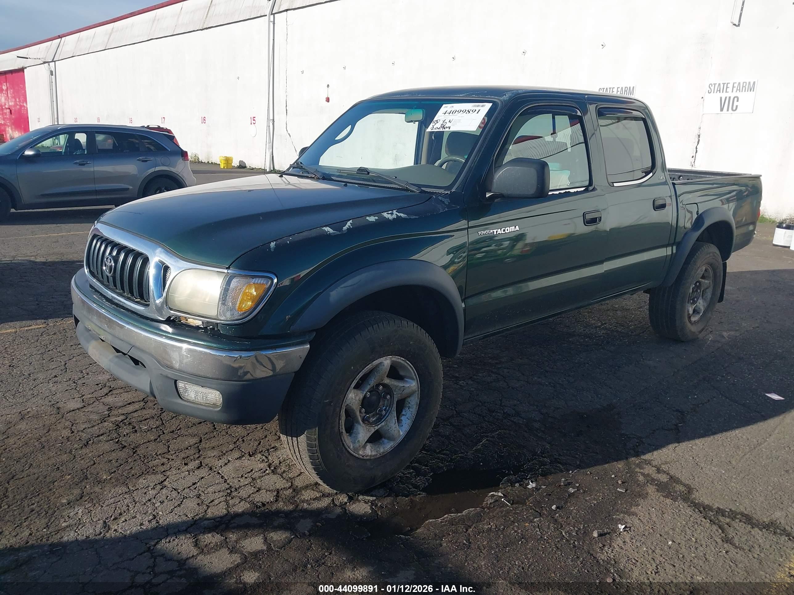 TOYOTA TACOMA image 2
