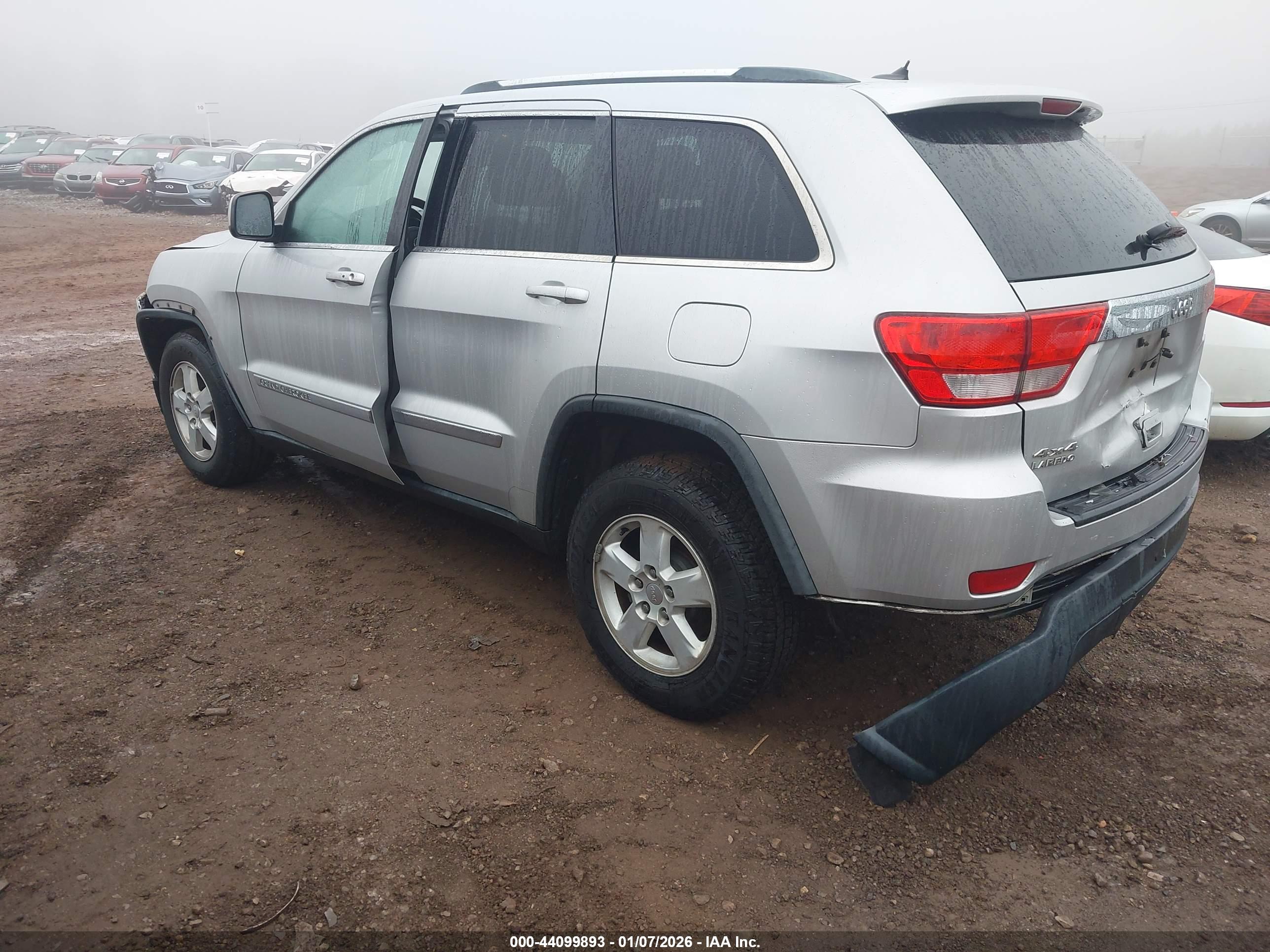 JEEP GRAND image 3