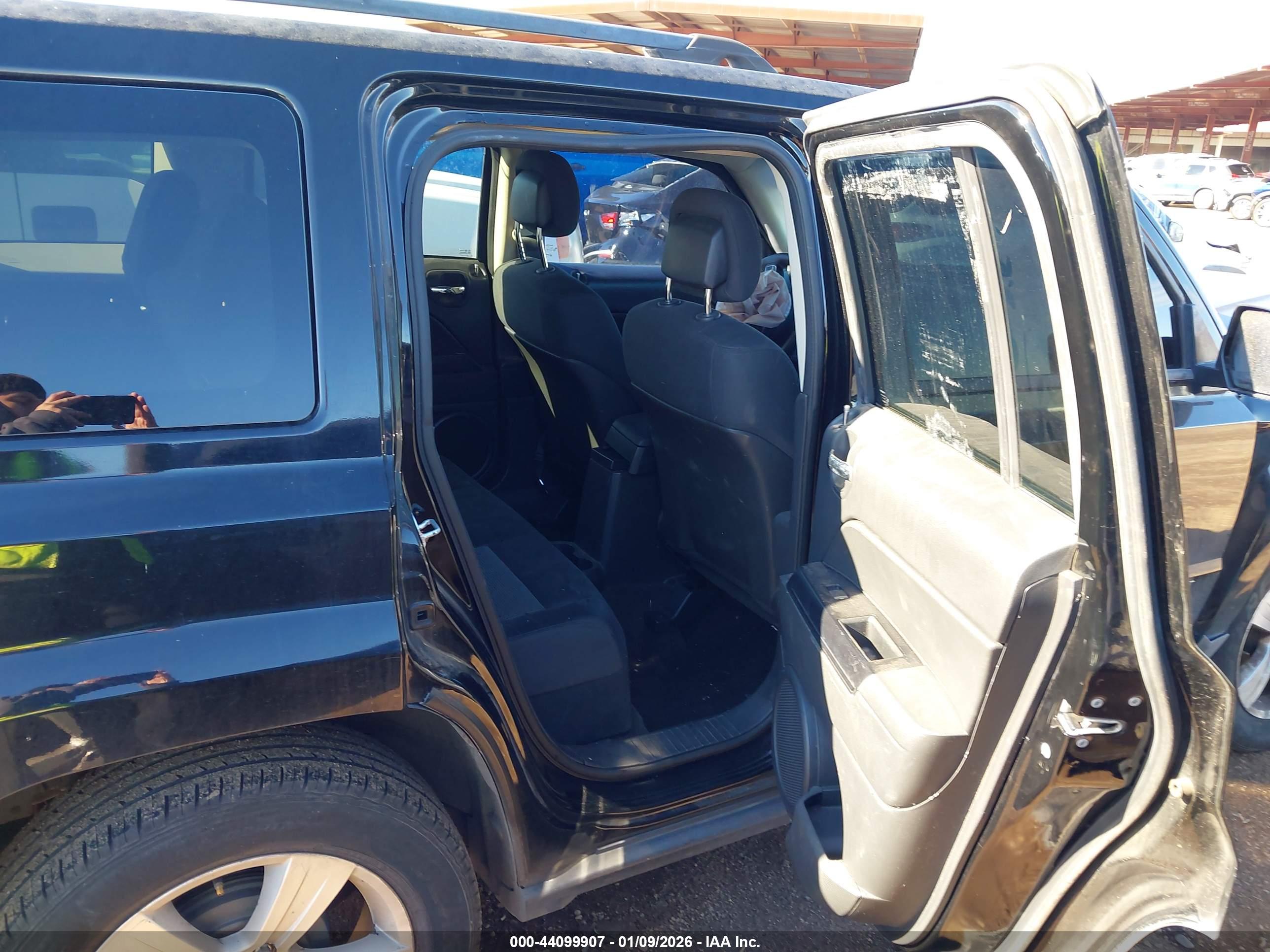 JEEP PATRIOT image 8