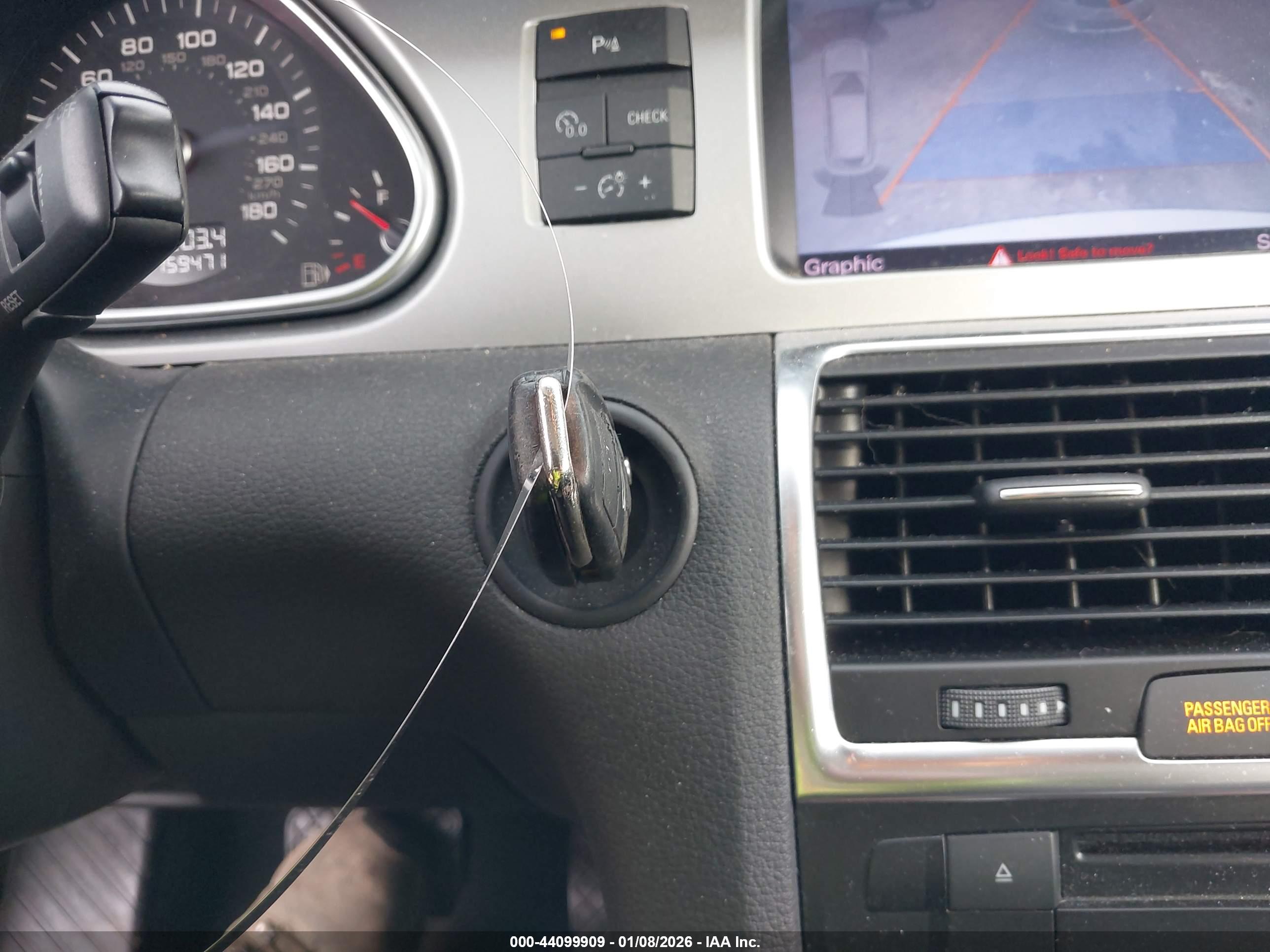 AUDI Q7 image 11