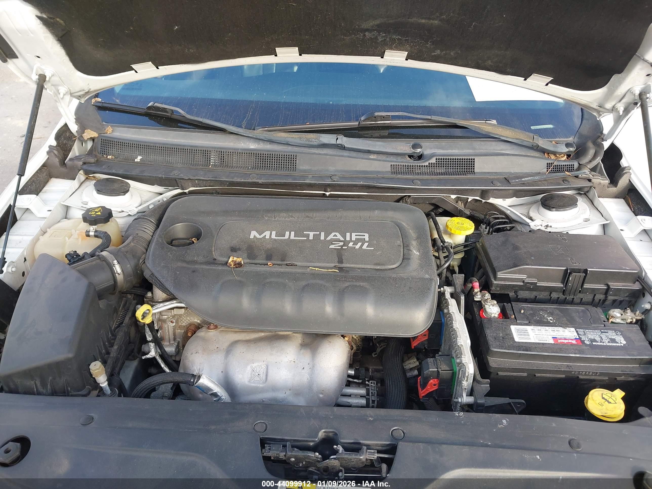 CHRYSLER 200 image 10