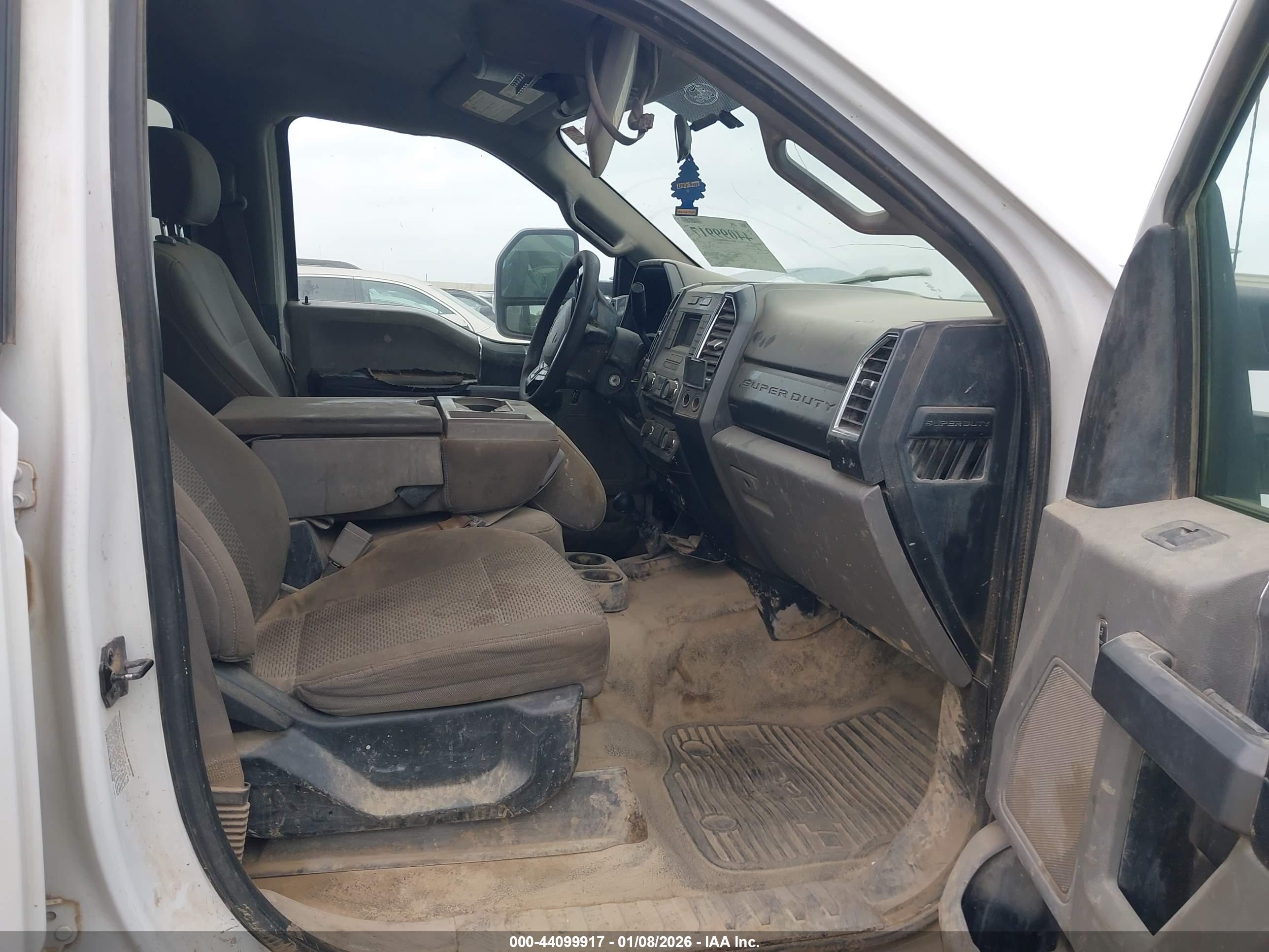 FORD F-350 image 8
