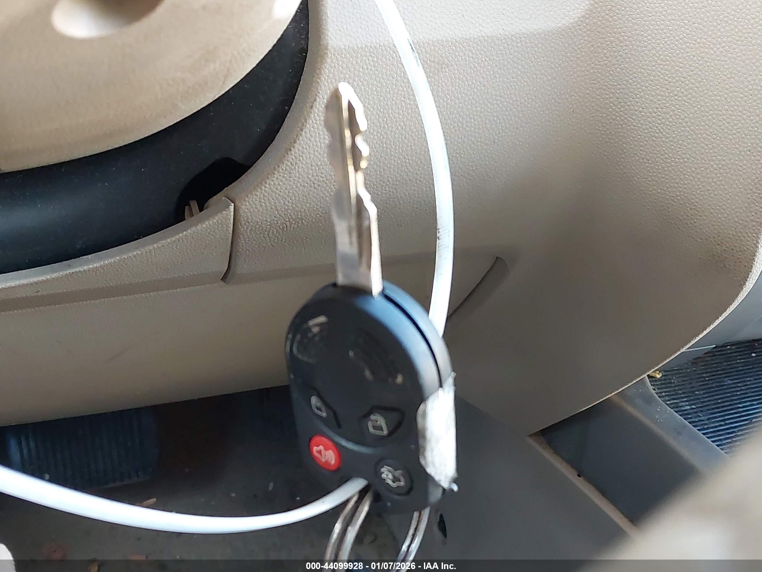 FORD ESCAPE image 11