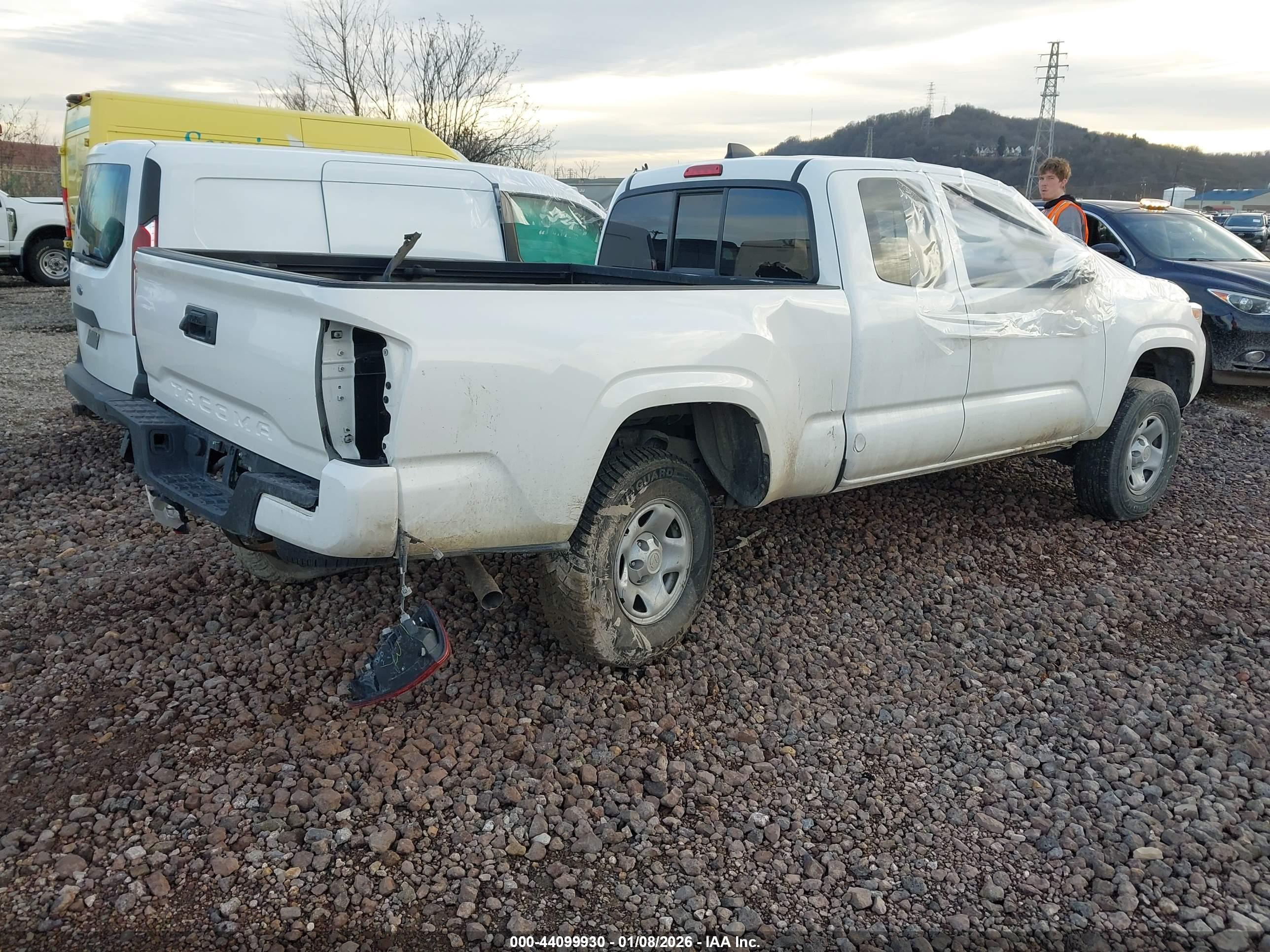 TOYOTA TACOMA image 4