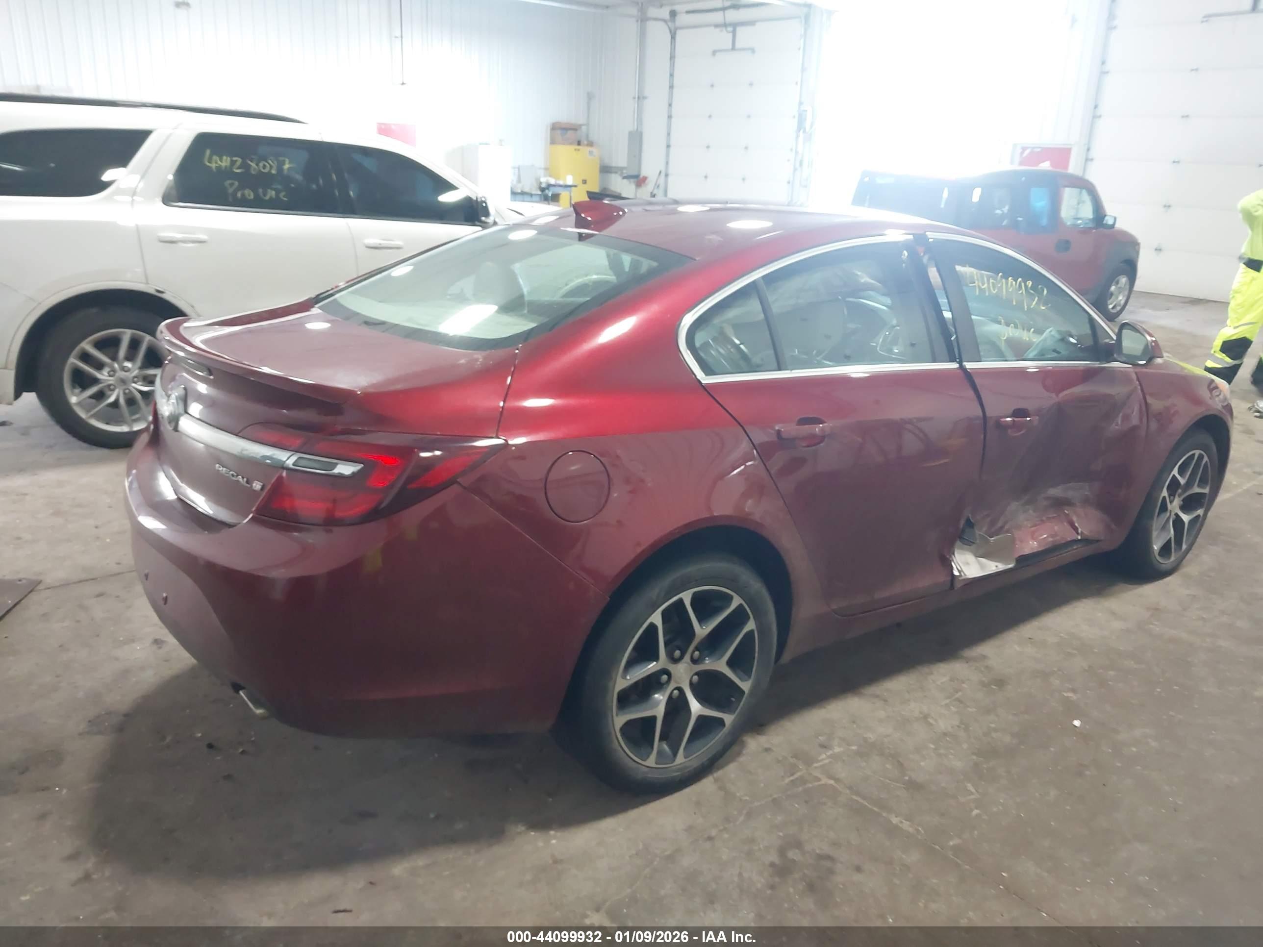 BUICK REGAL image 4