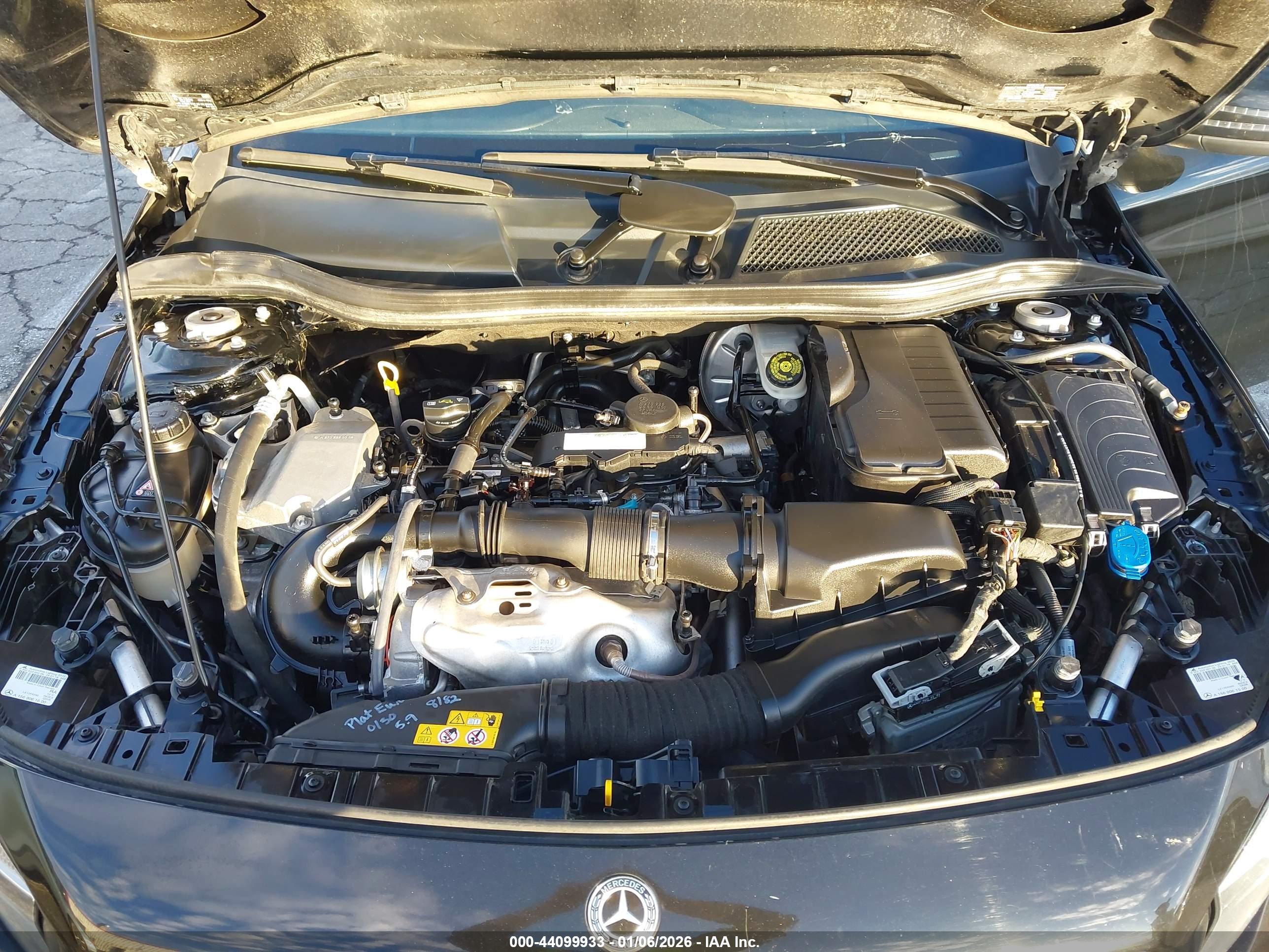 MERCEDES-BENZ GLA image 10