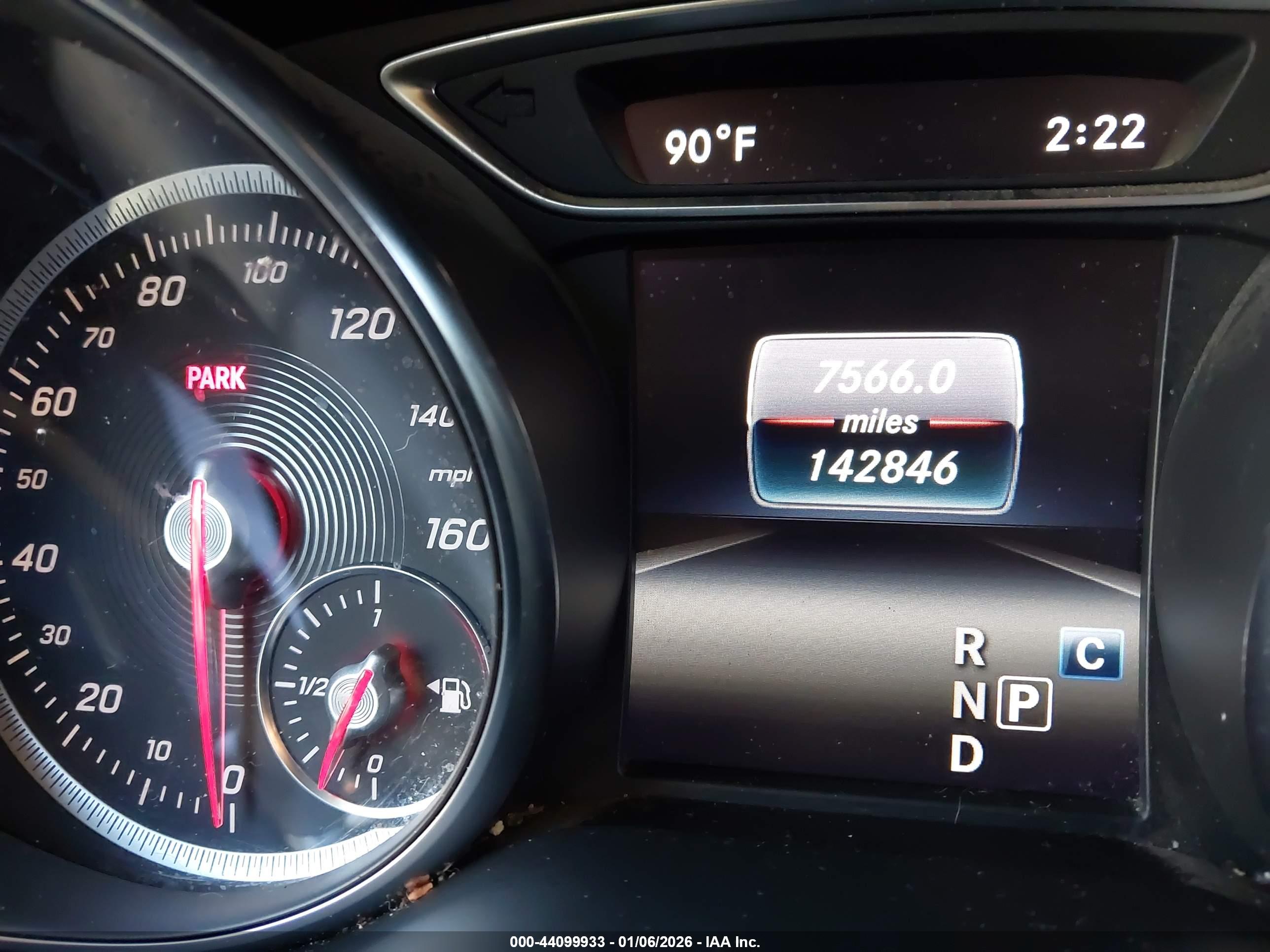MERCEDES-BENZ GLA image 7