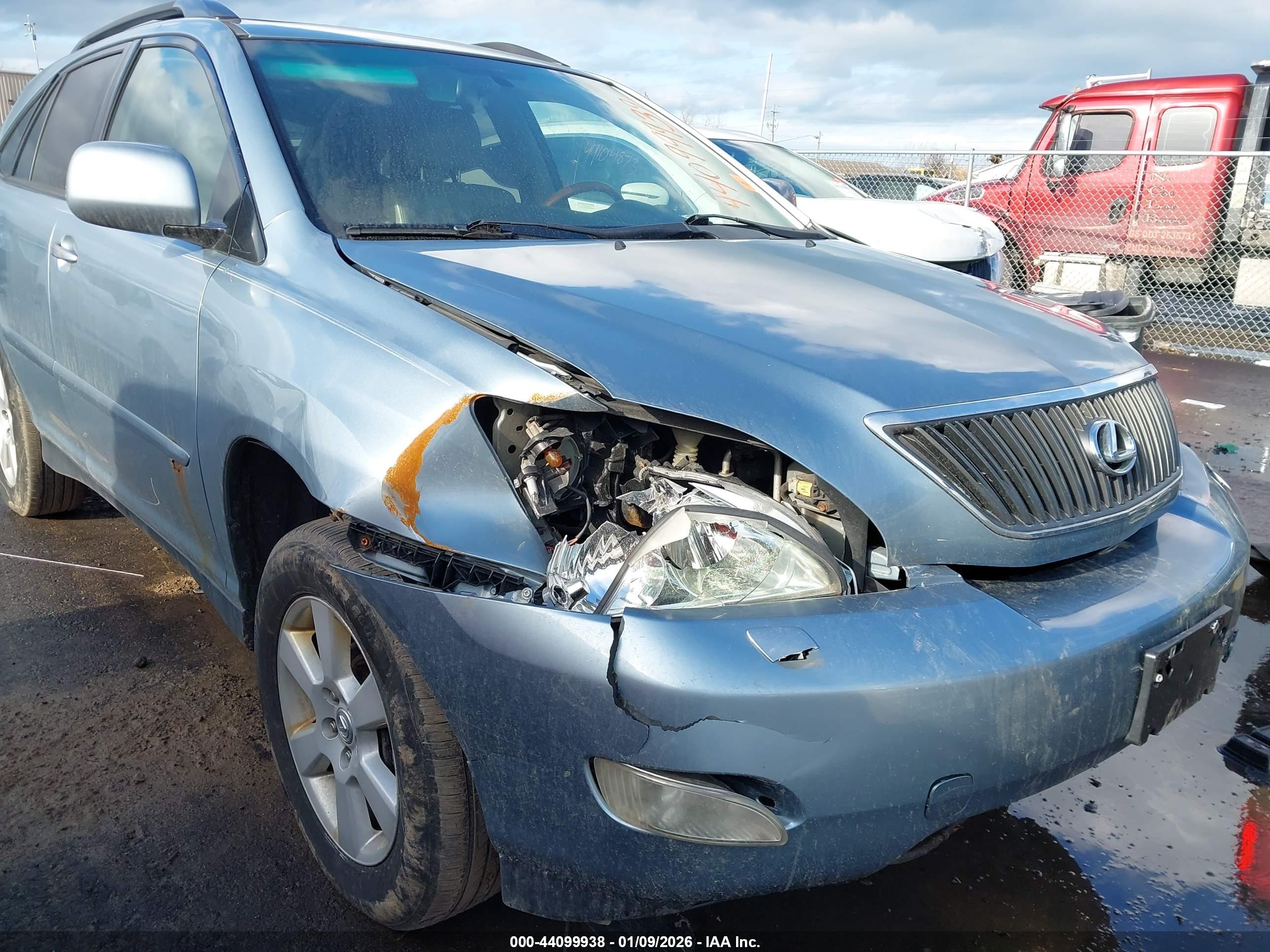 LEXUS RX image 6