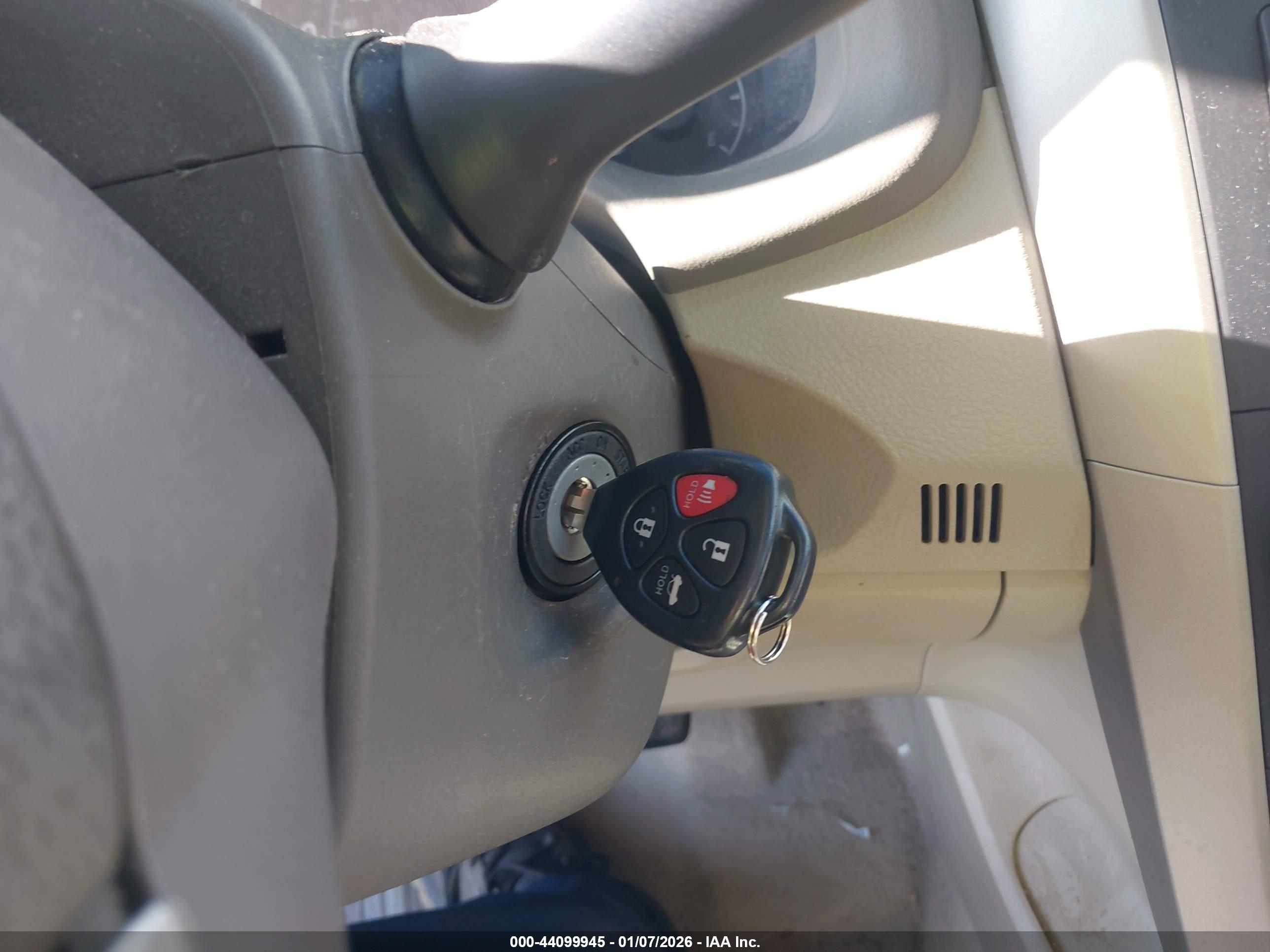 TOYOTA COROLLA image 11