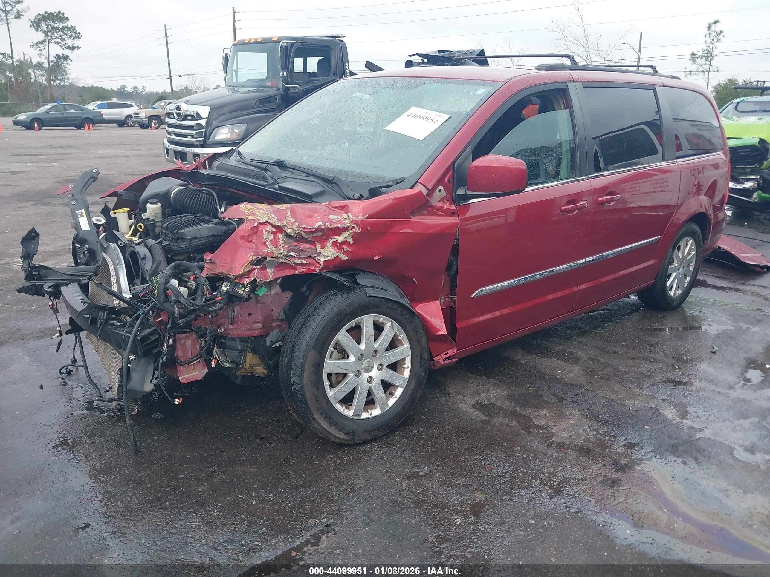 CHRYSLER TOWN image 2
