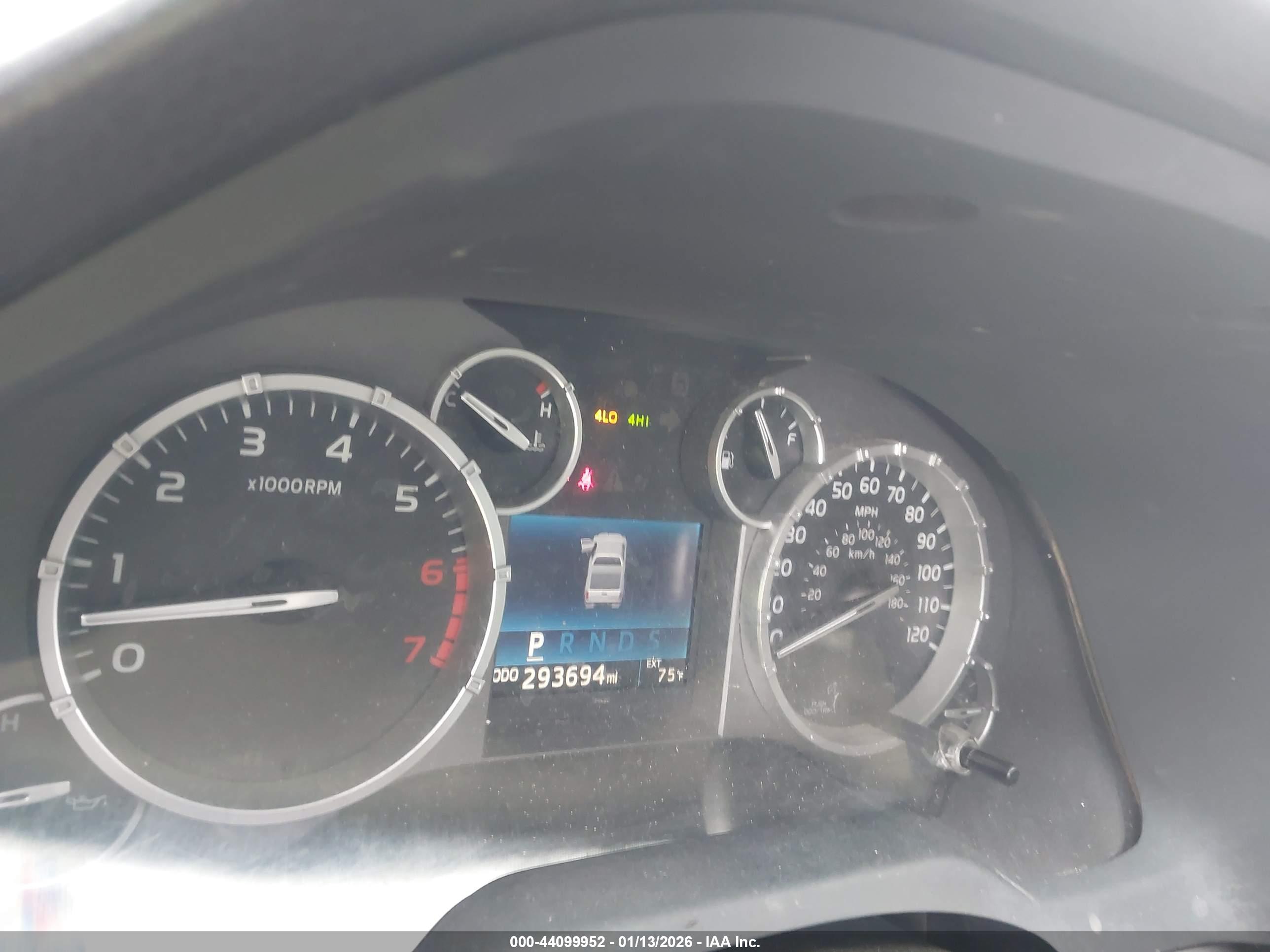 TOYOTA TUNDRA image 7