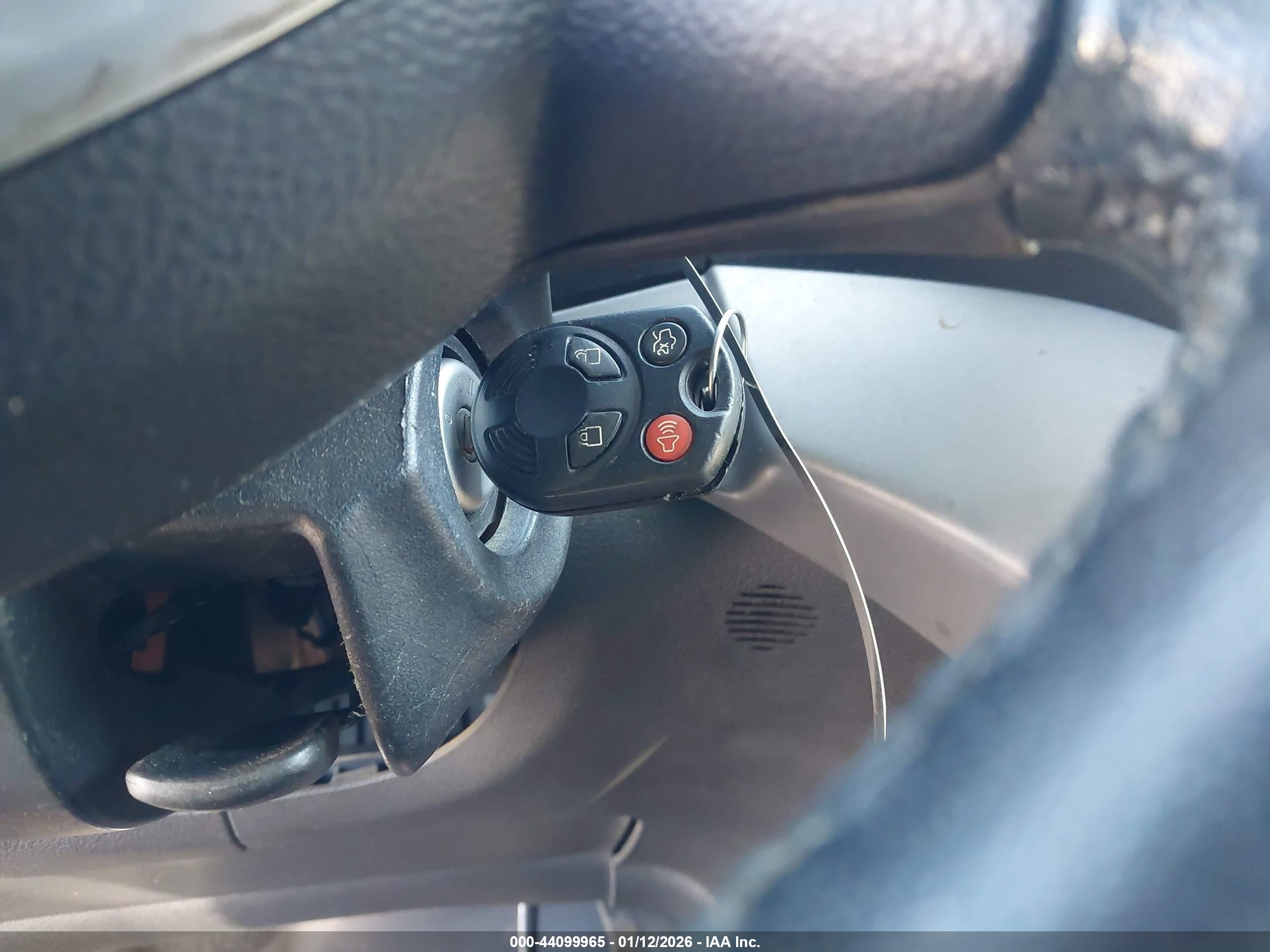 FORD ESCAPE image 11