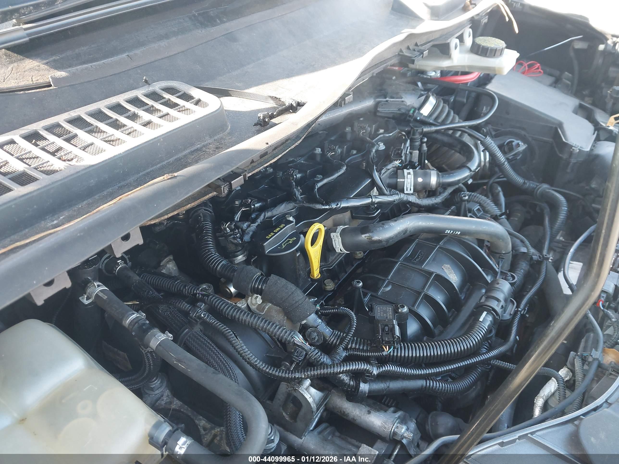 FORD ESCAPE image 6