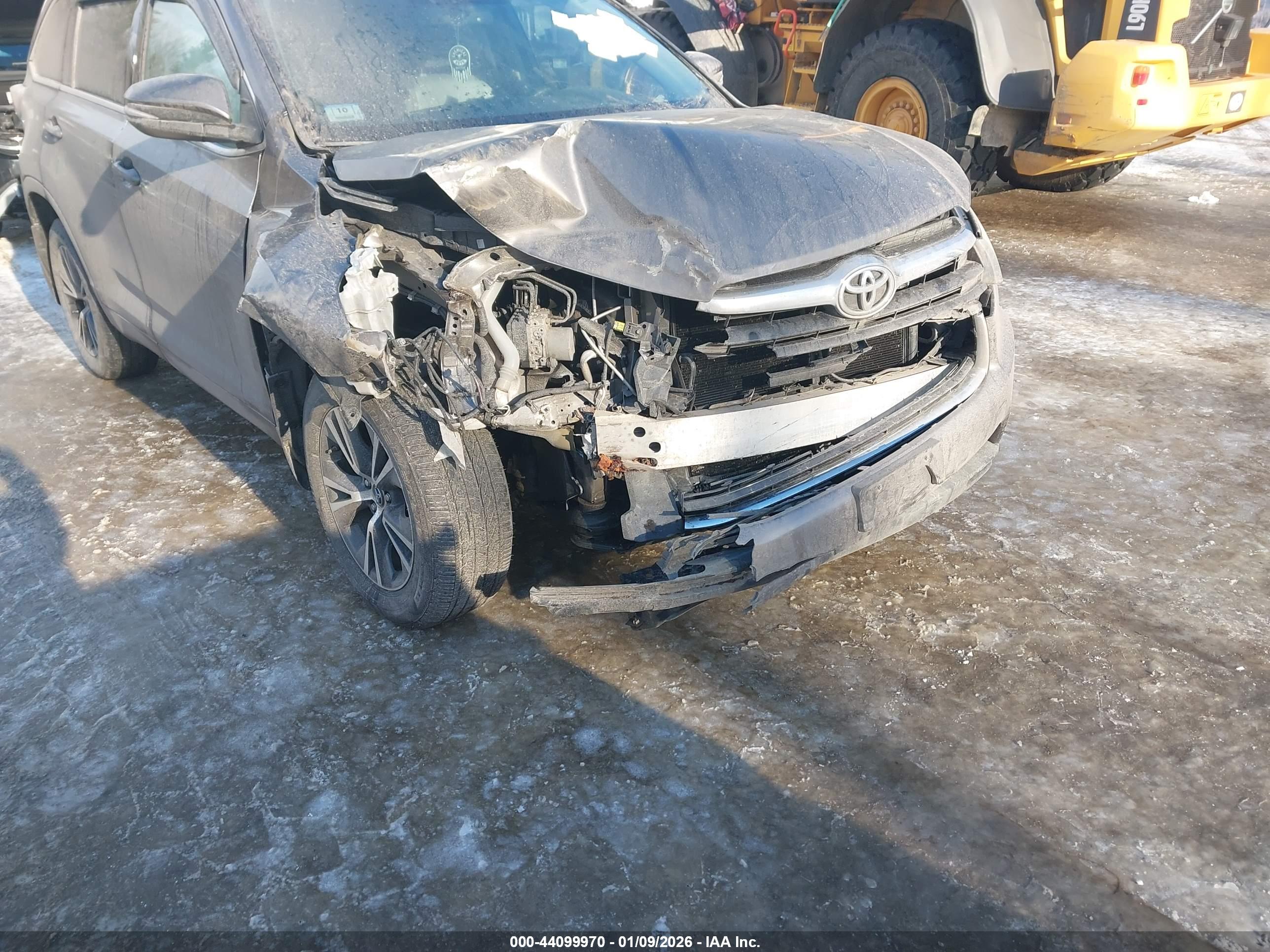 TOYOTA HIGHLANDER image 6