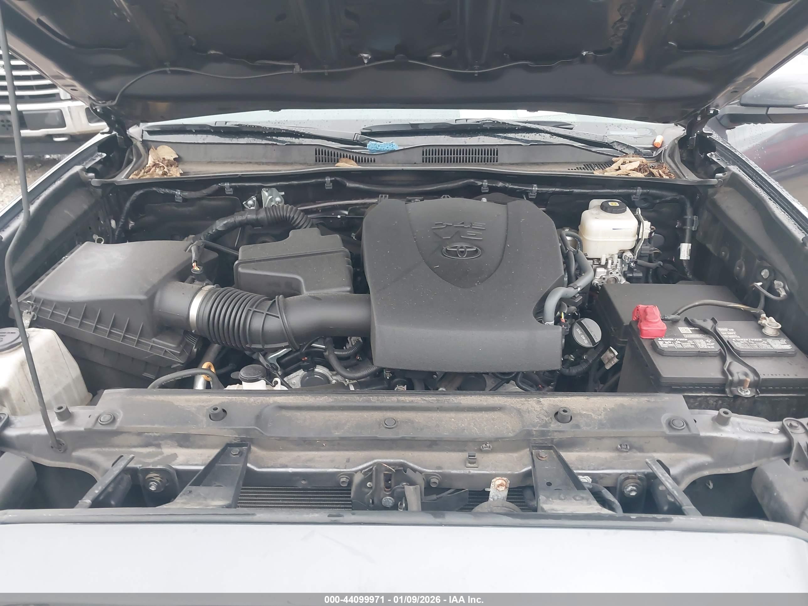 TOYOTA TACOMA image 10
