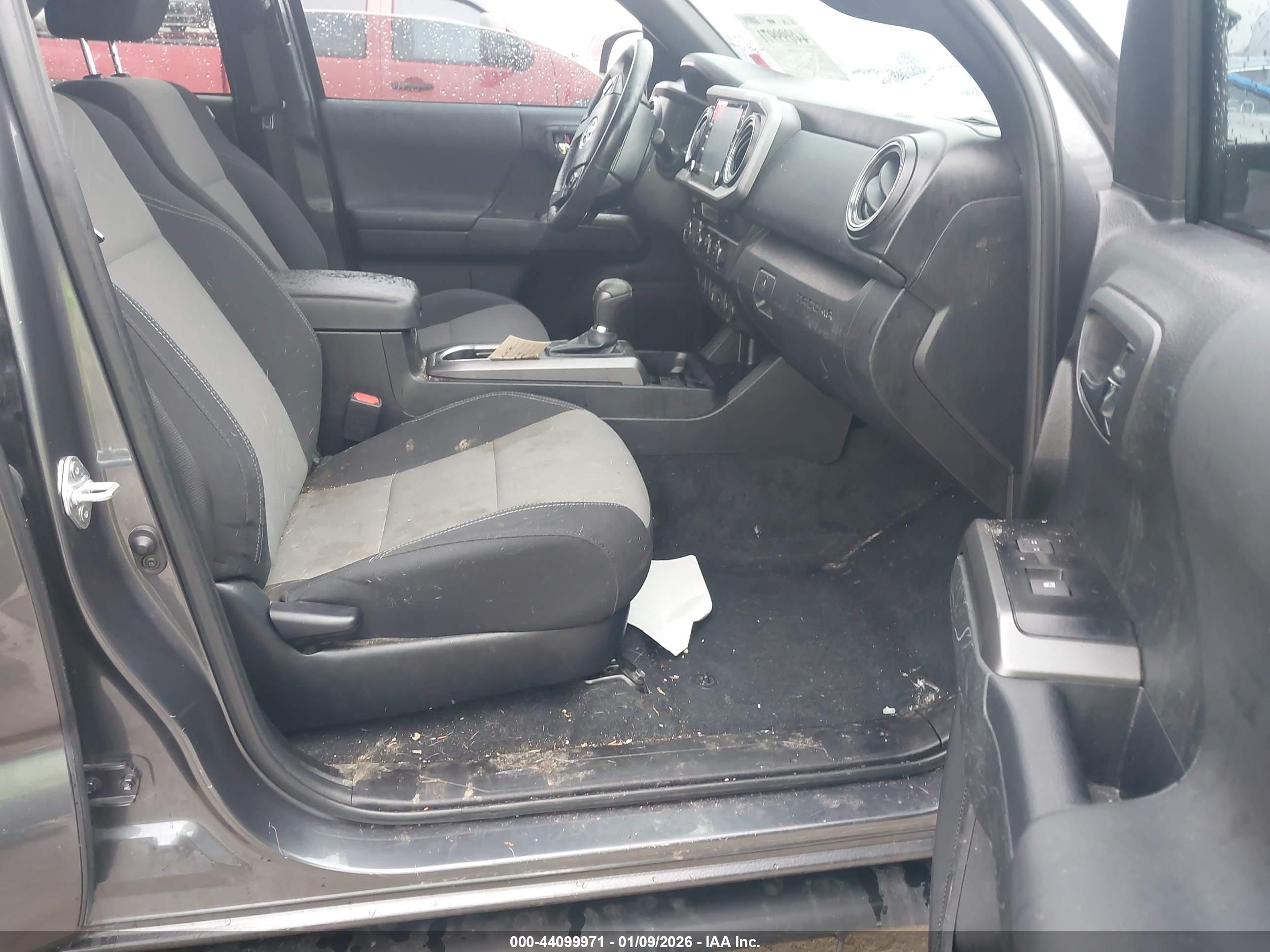TOYOTA TACOMA image 5