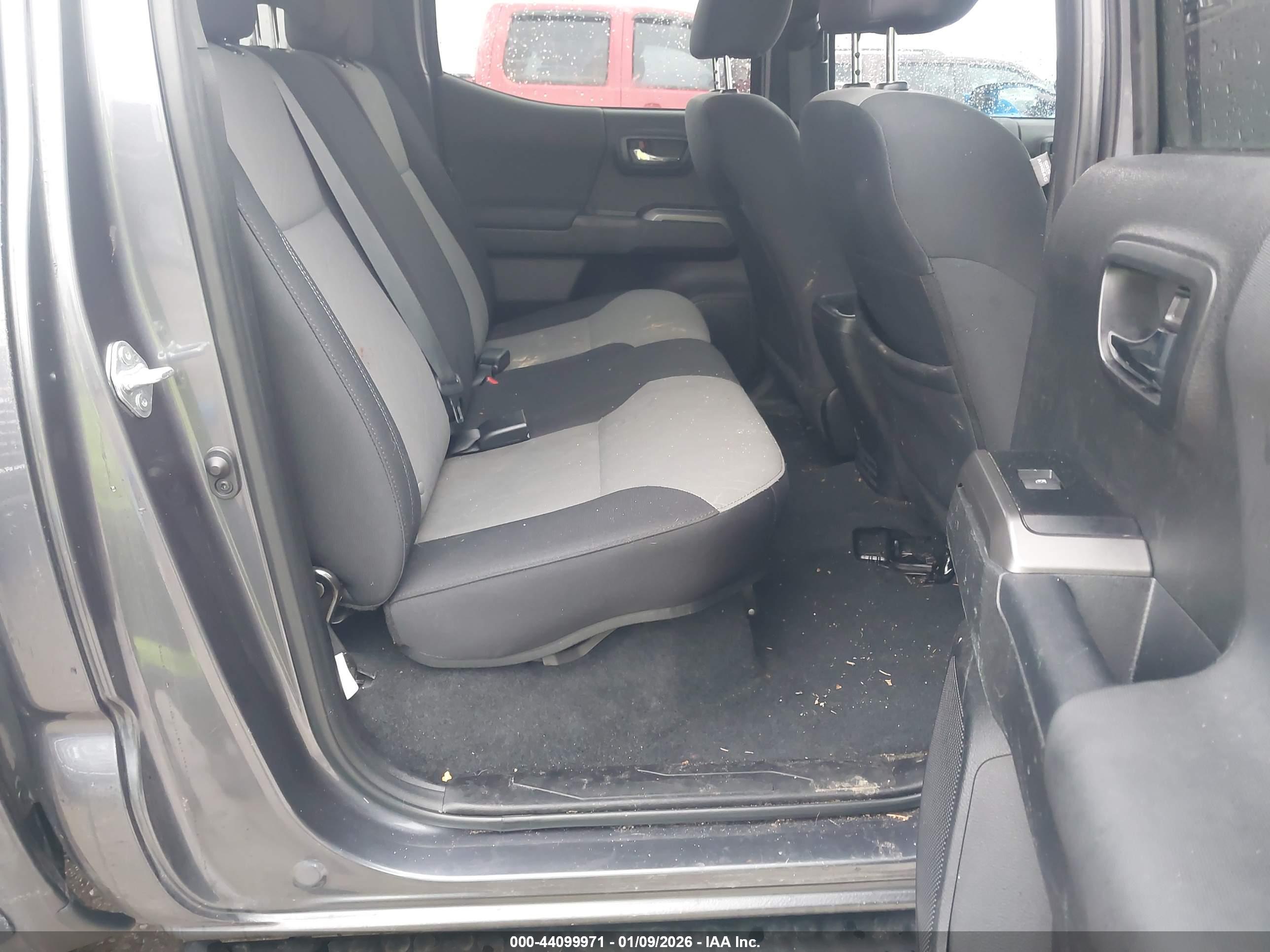 TOYOTA TACOMA image 8