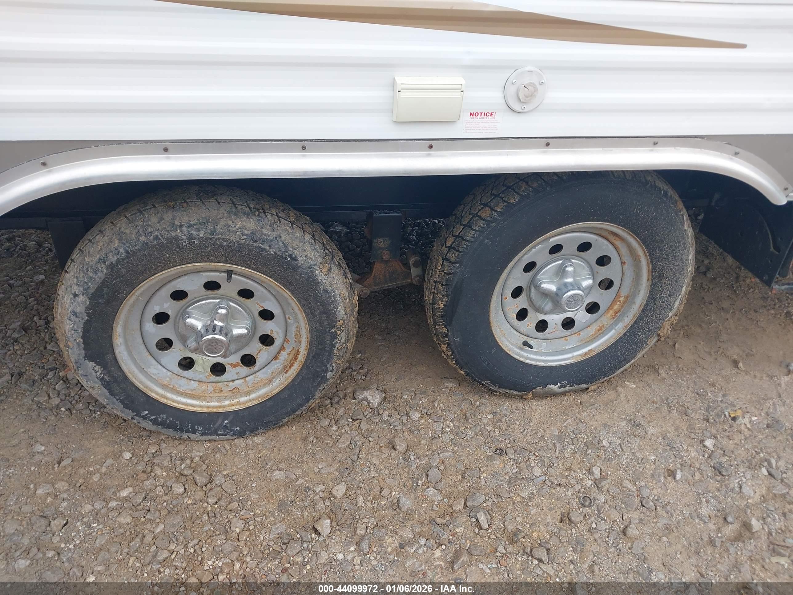COACHMEN CATALINA image 7