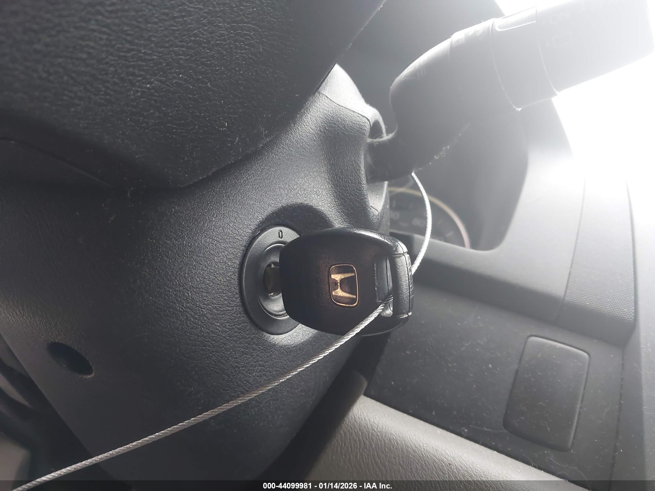 HONDA CR-V image 11