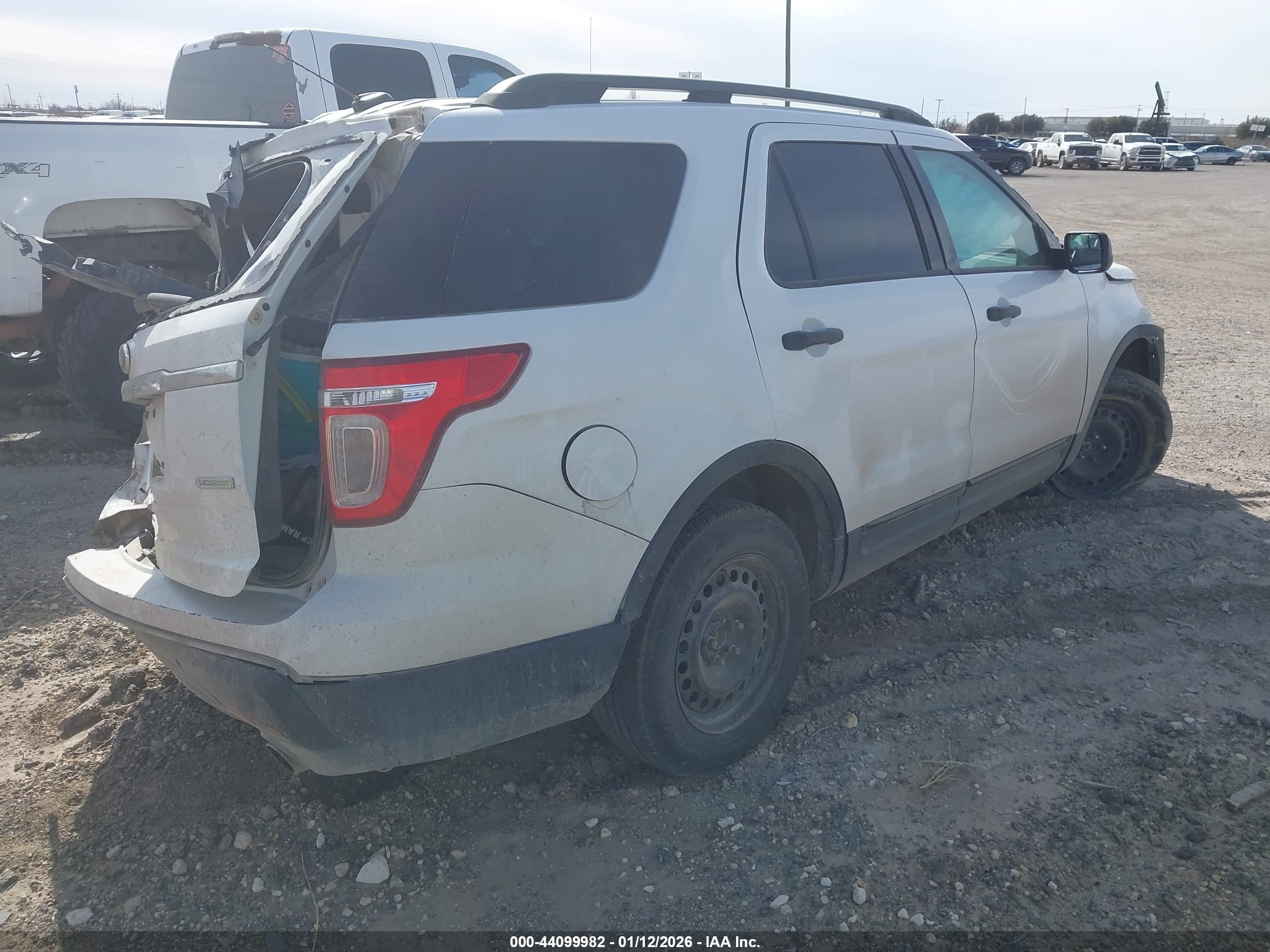 FORD EXPLORER image 4