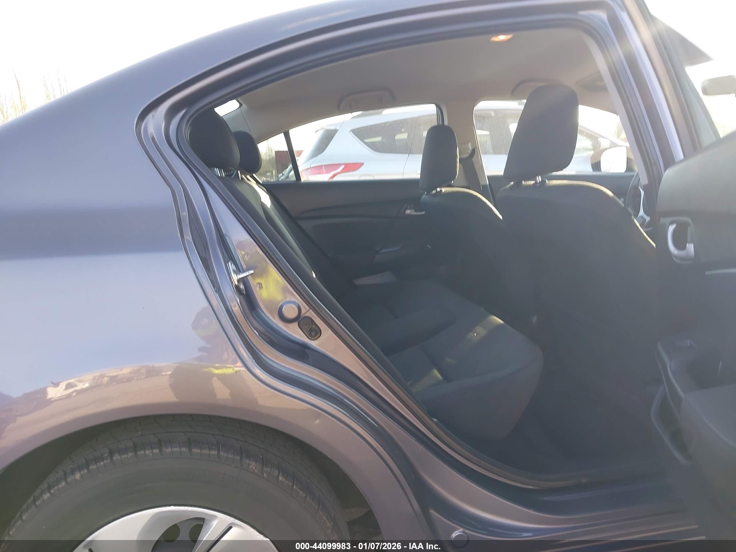 HONDA CIVIC image 8