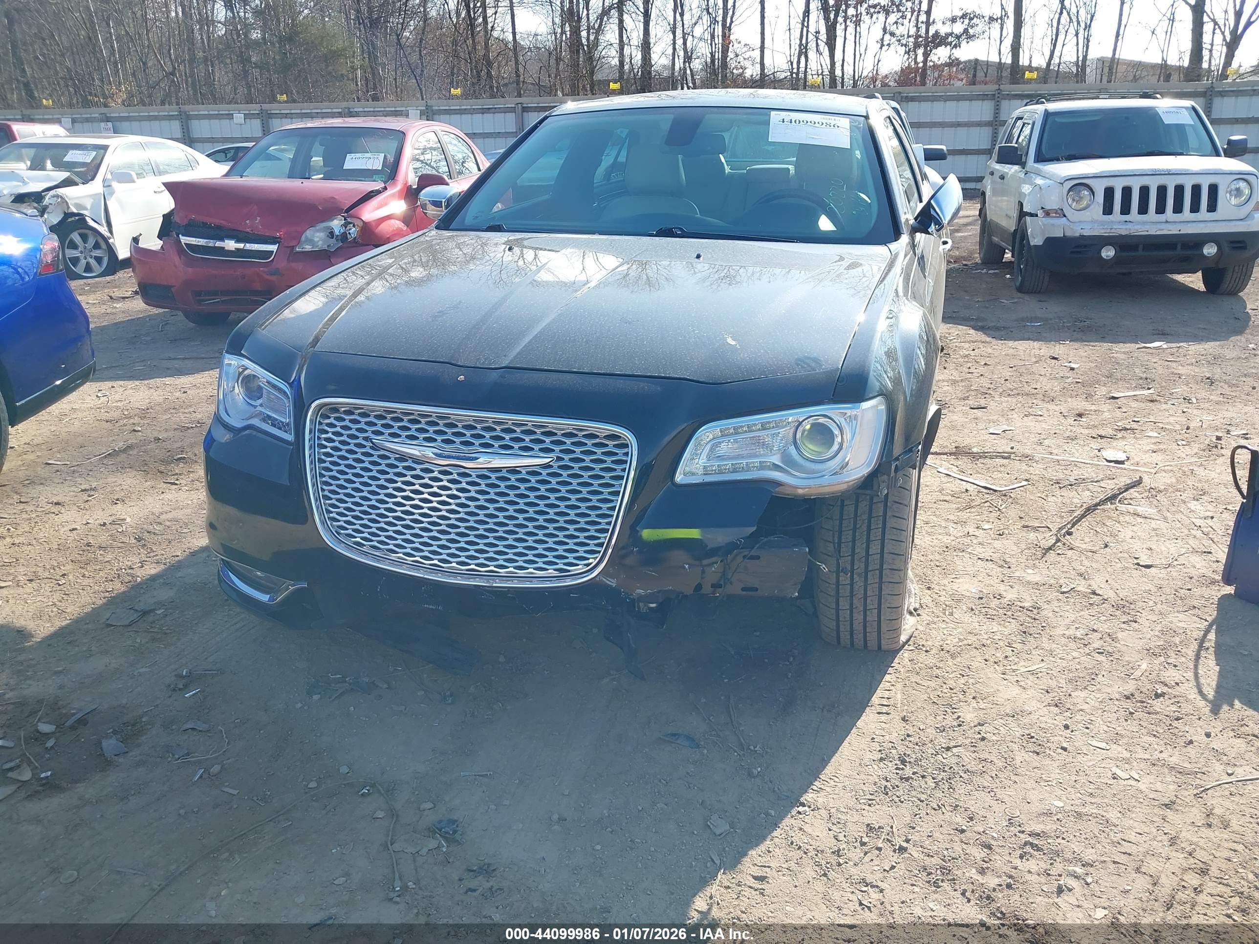 CHRYSLER 300C image 6
