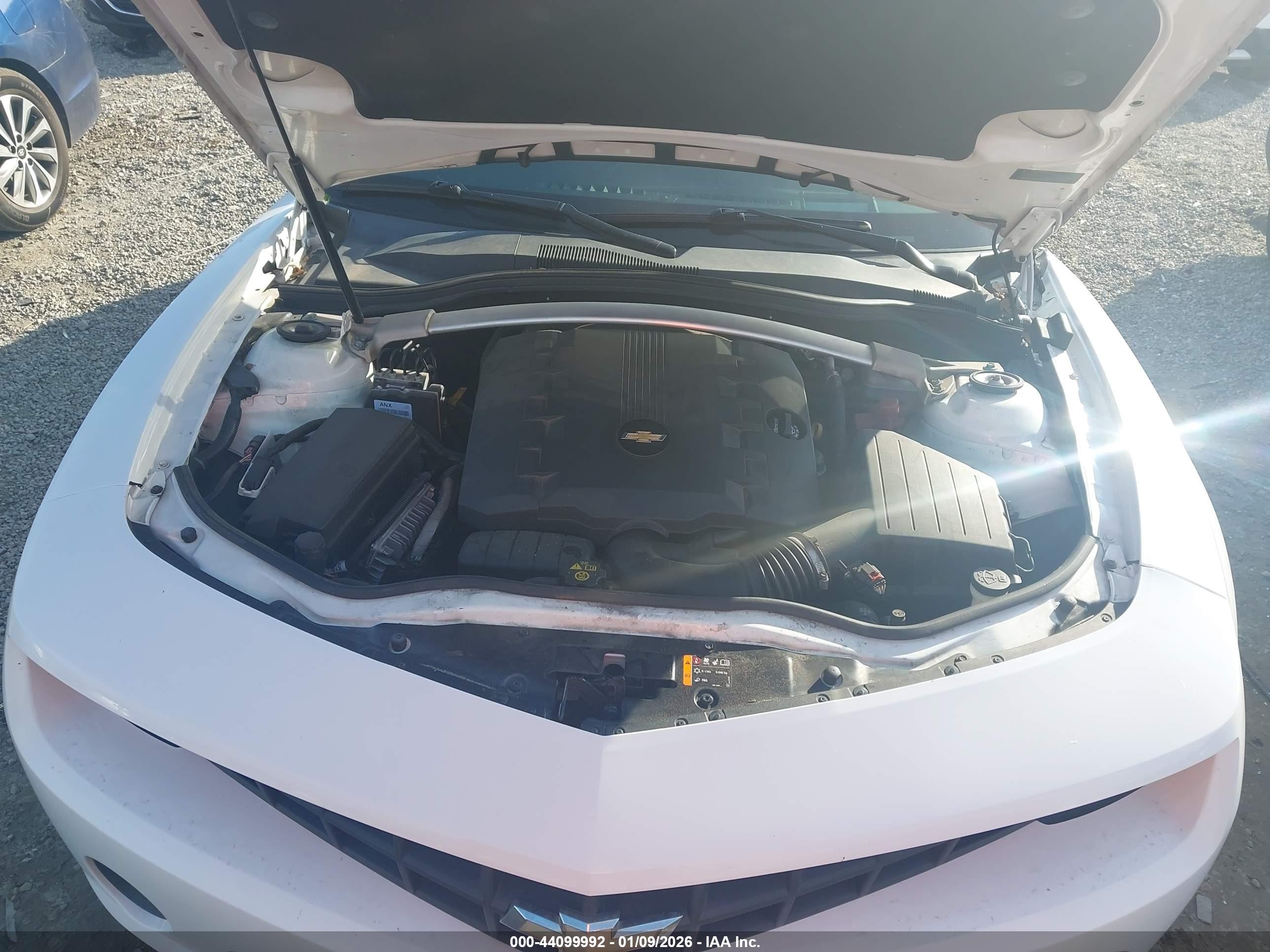 CHEVROLET CAMARO image 10