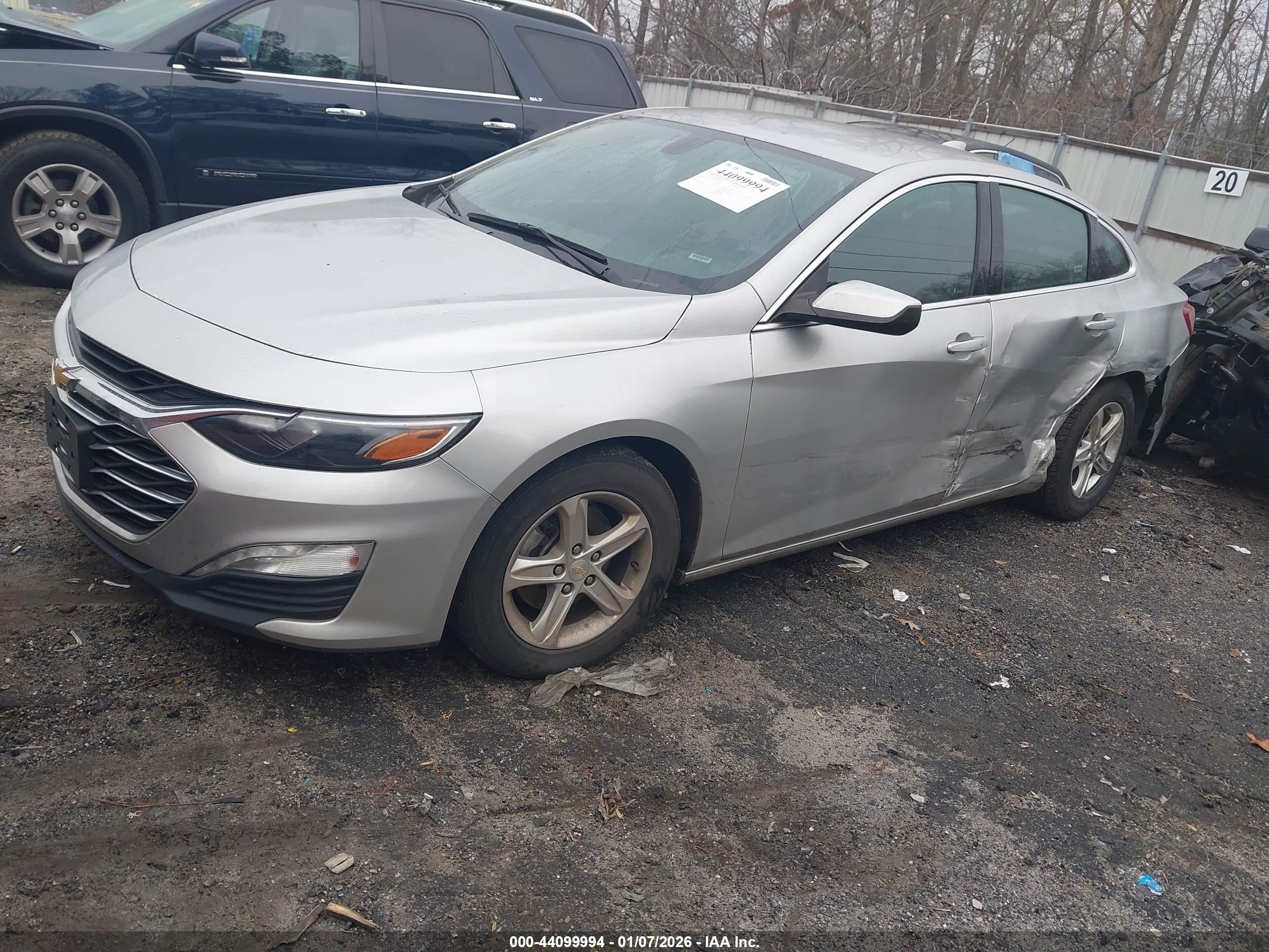 CHEVROLET MALIBU image 2