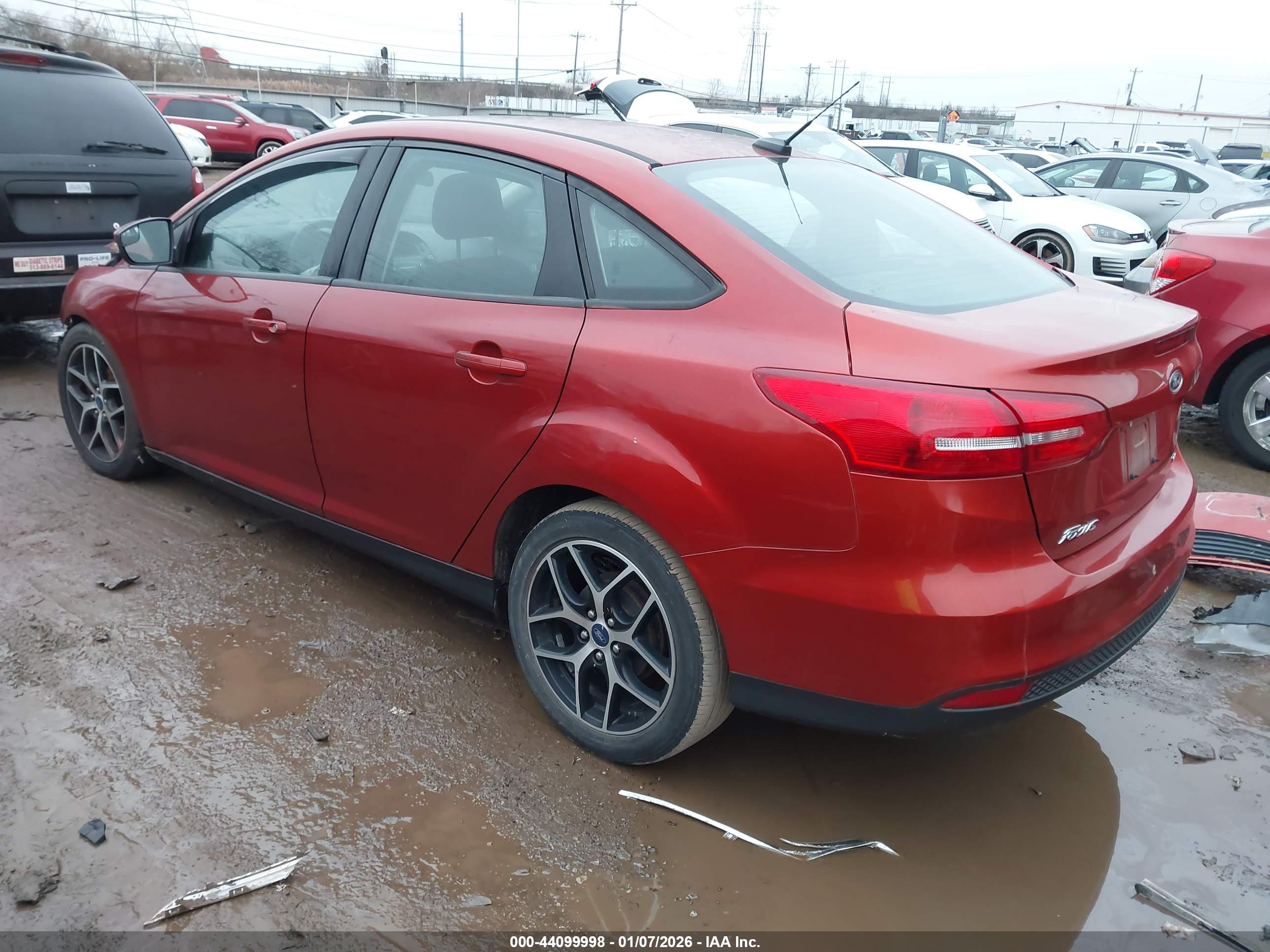 FORD FOCUS image 3