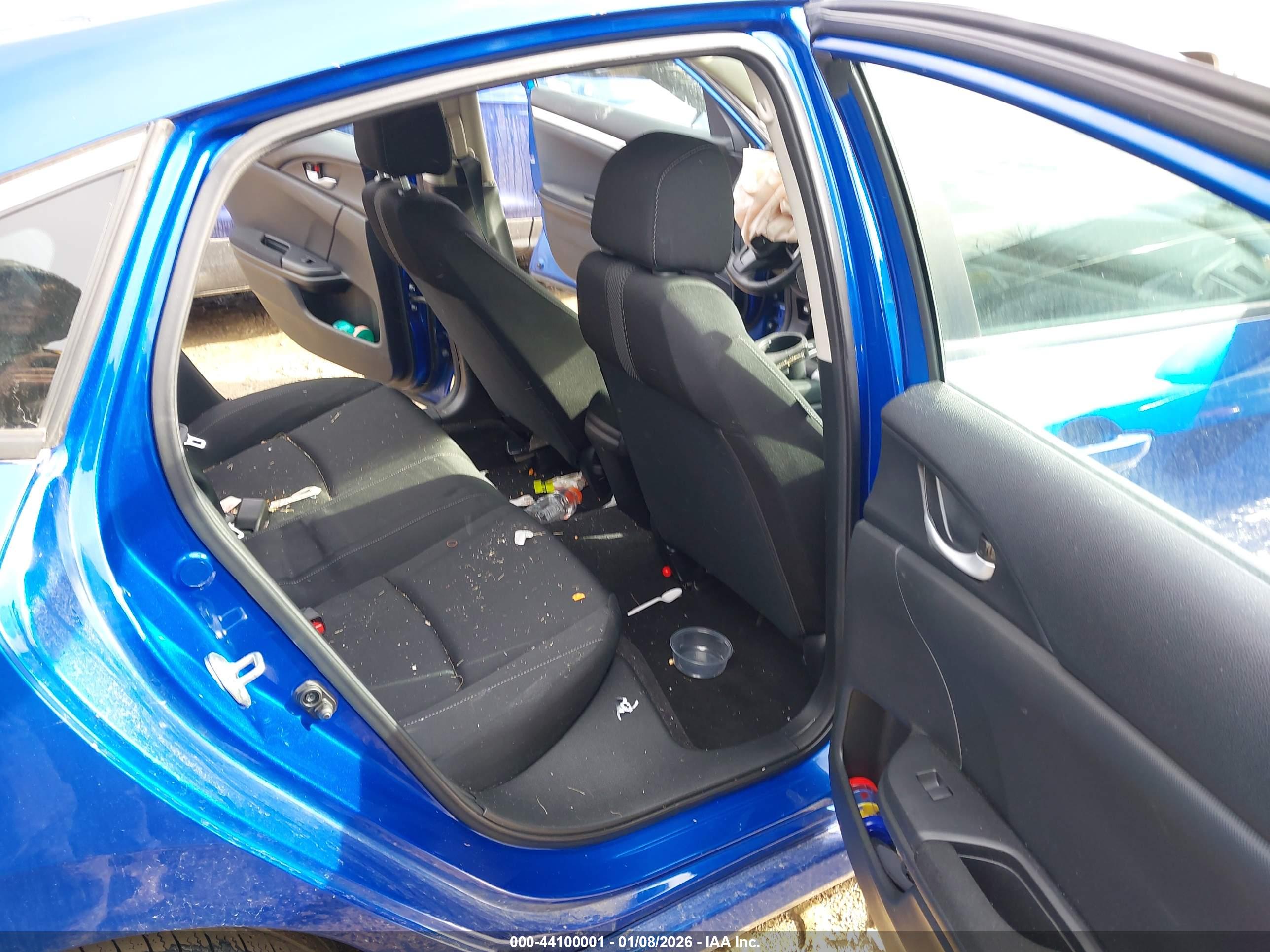 HONDA CIVIC image 8