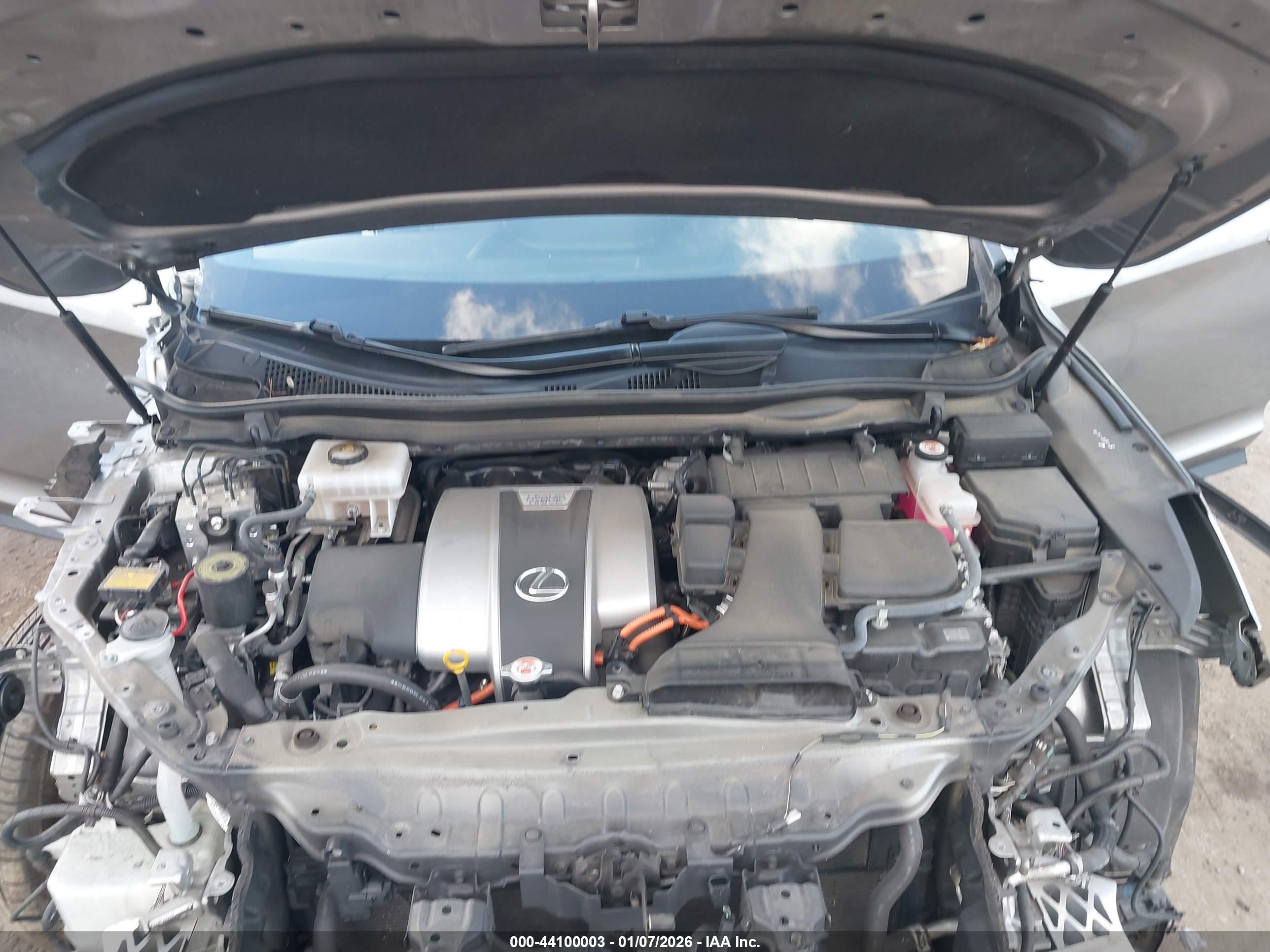 LEXUS RX image 10