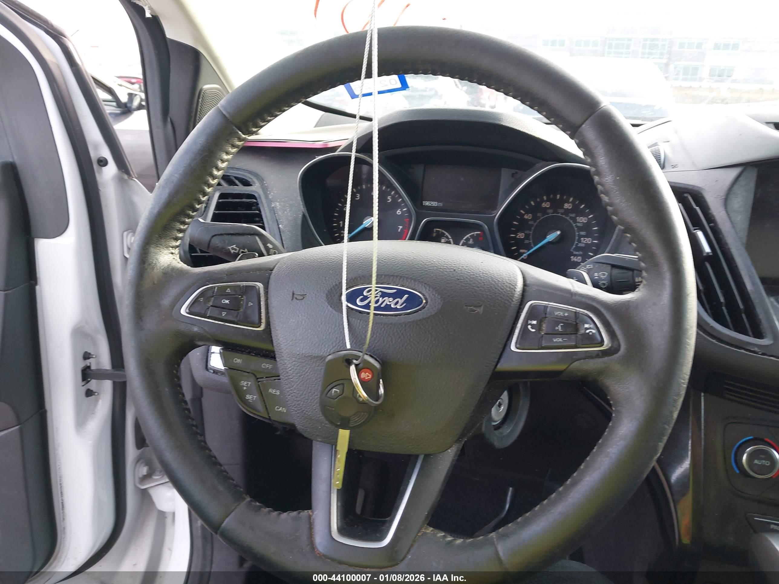 FORD ESCAPE image 11