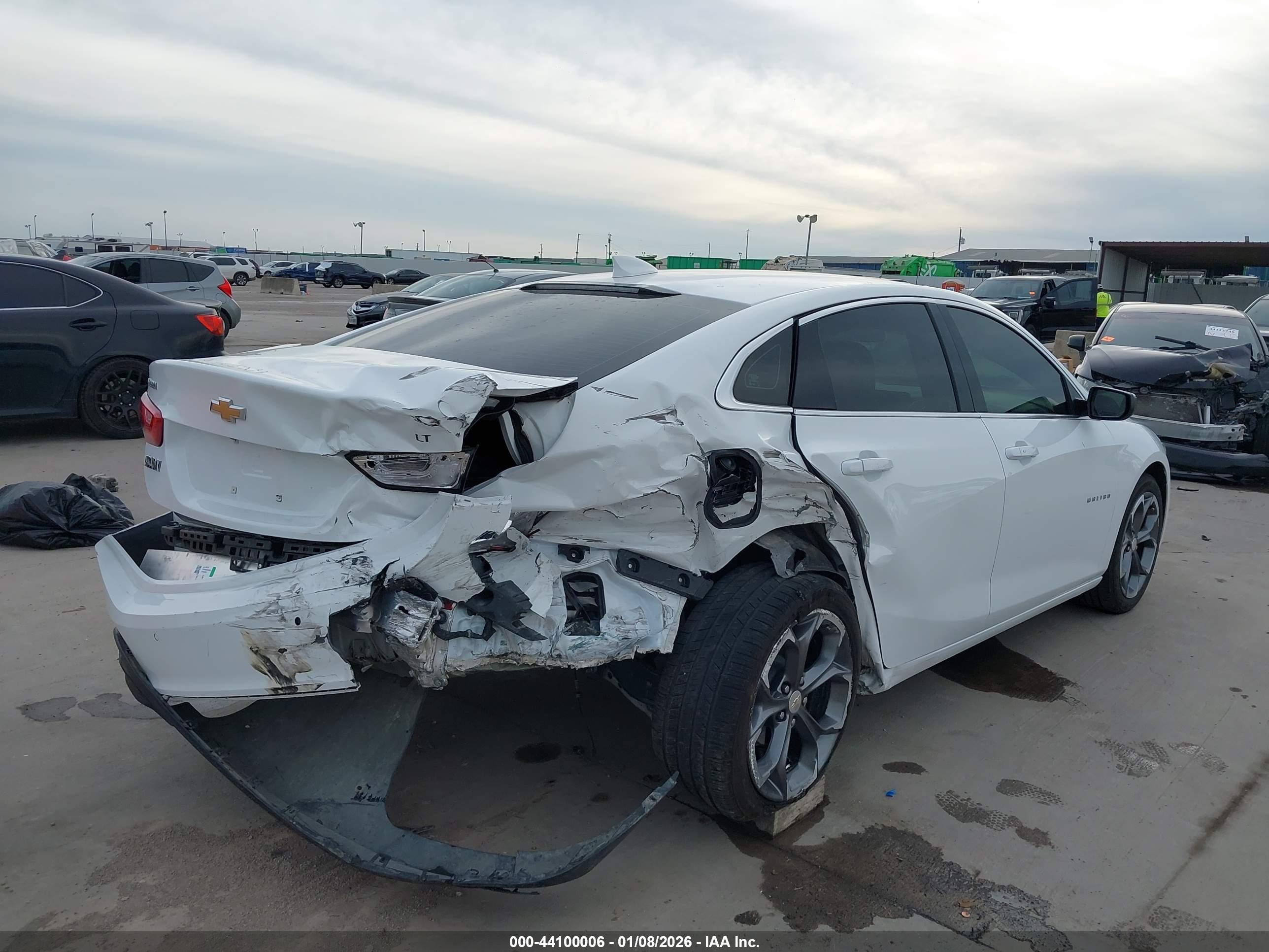 CHEVROLET MALIBU image 4