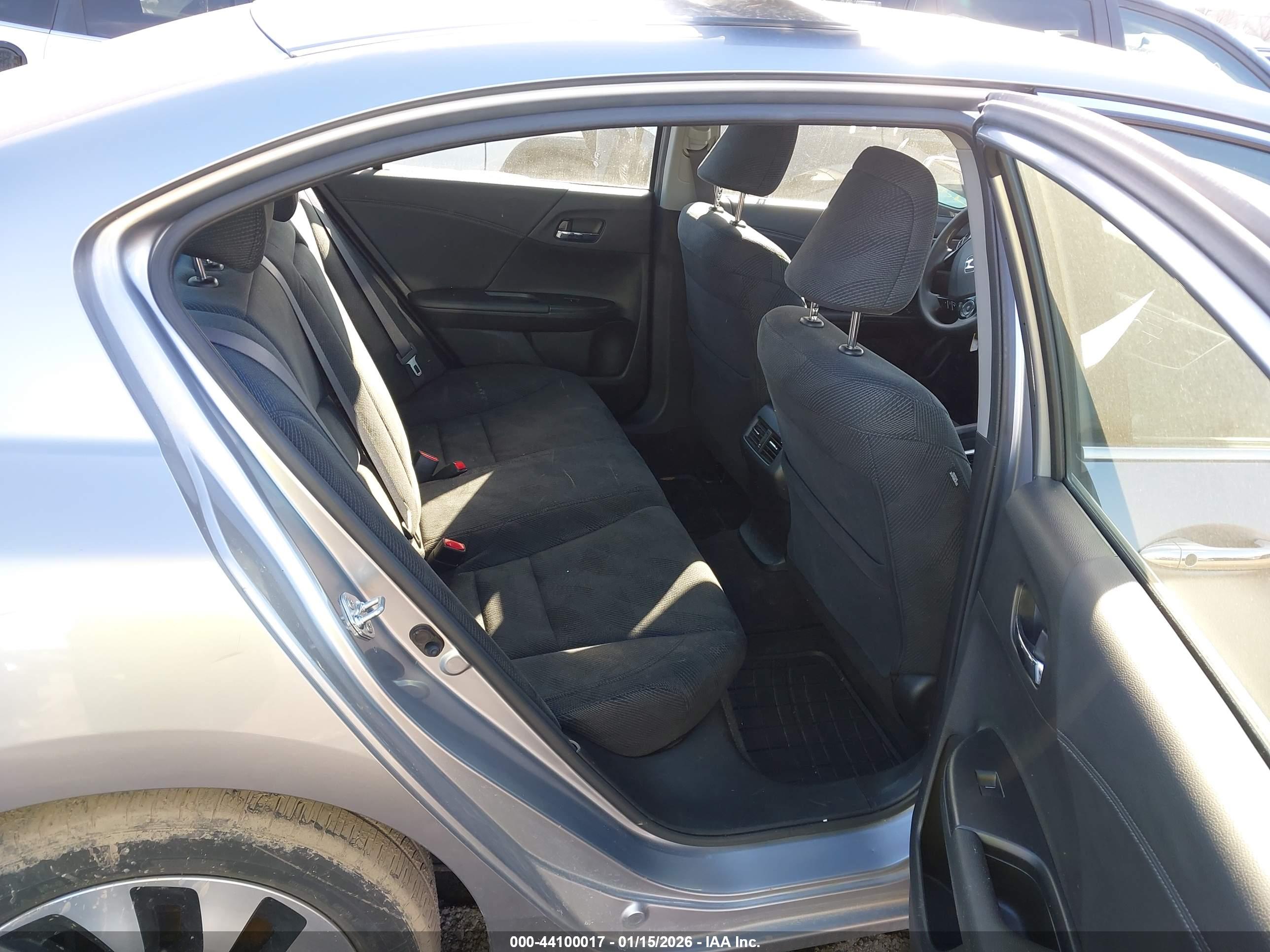 HONDA ACCORD image 8