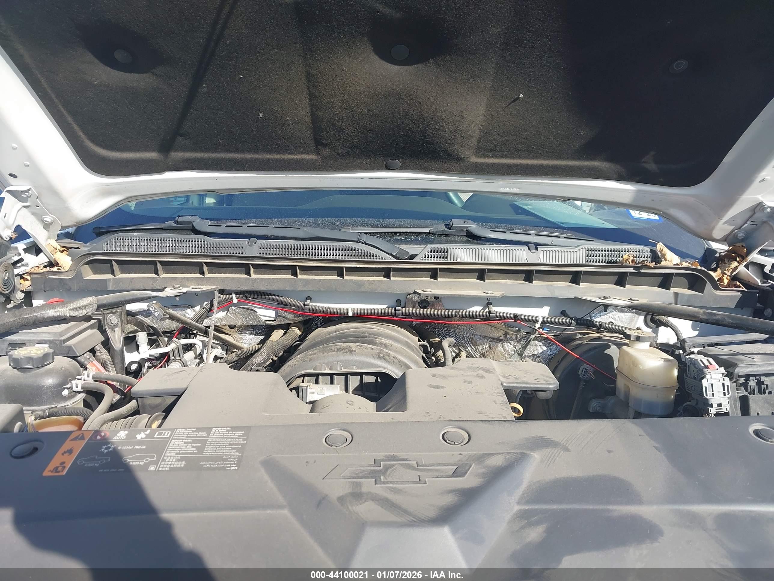 CHEVROLET SILVERADO image 10