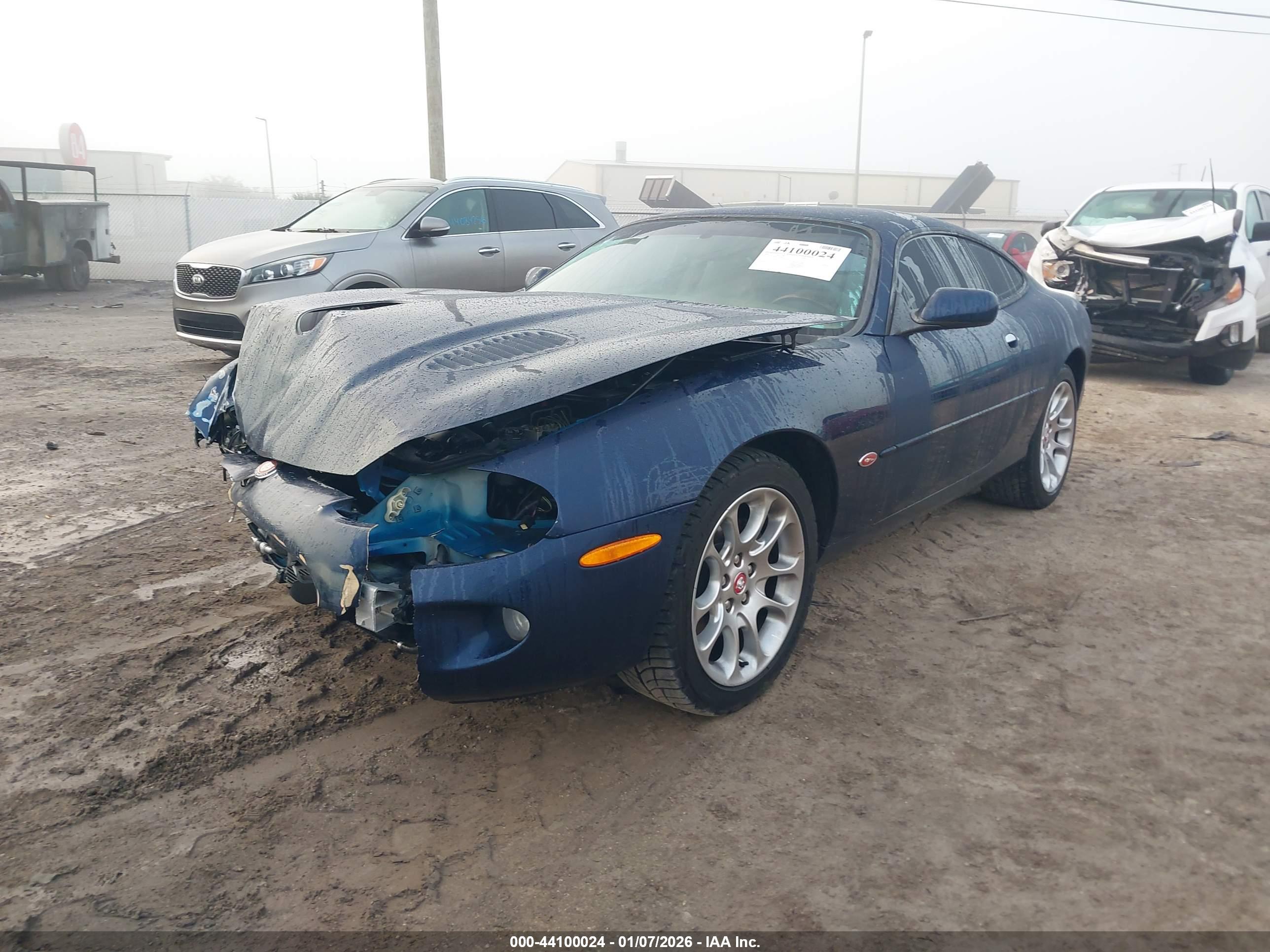 JAGUAR XK8 image 2