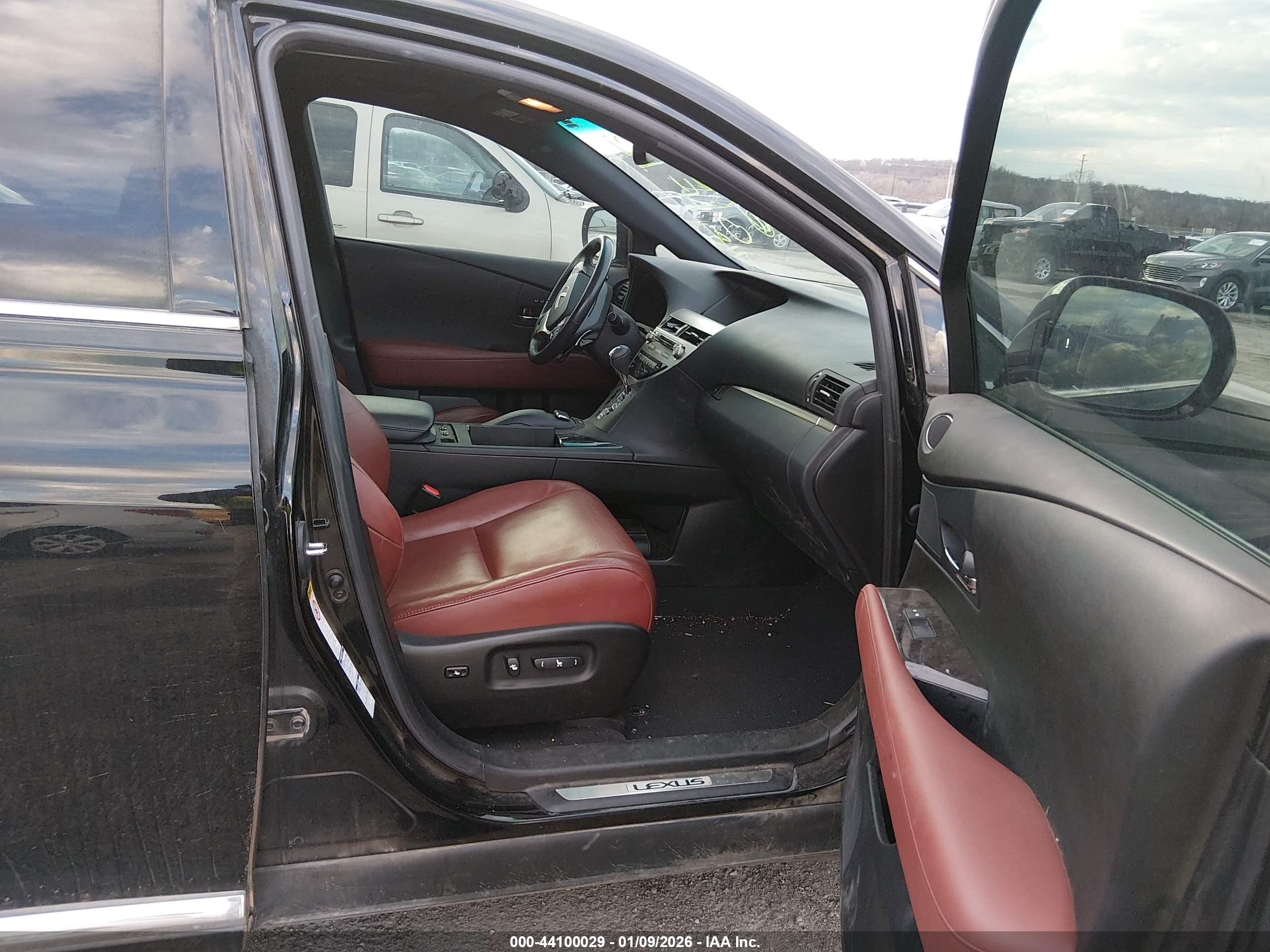 LEXUS RX image 5