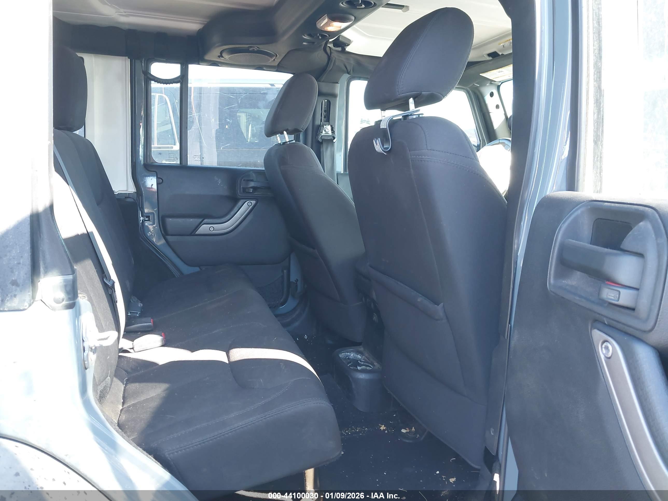JEEP WRANGLER image 8