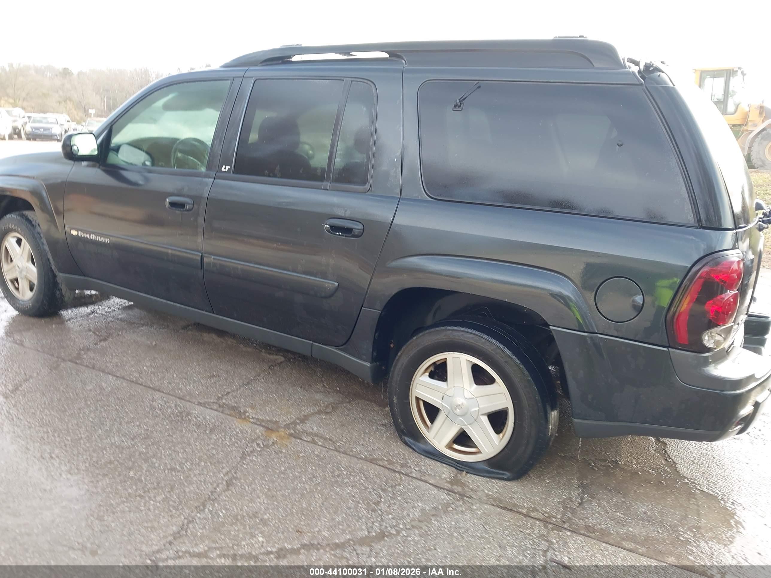 CHEVROLET TRAILBLAZER image 3