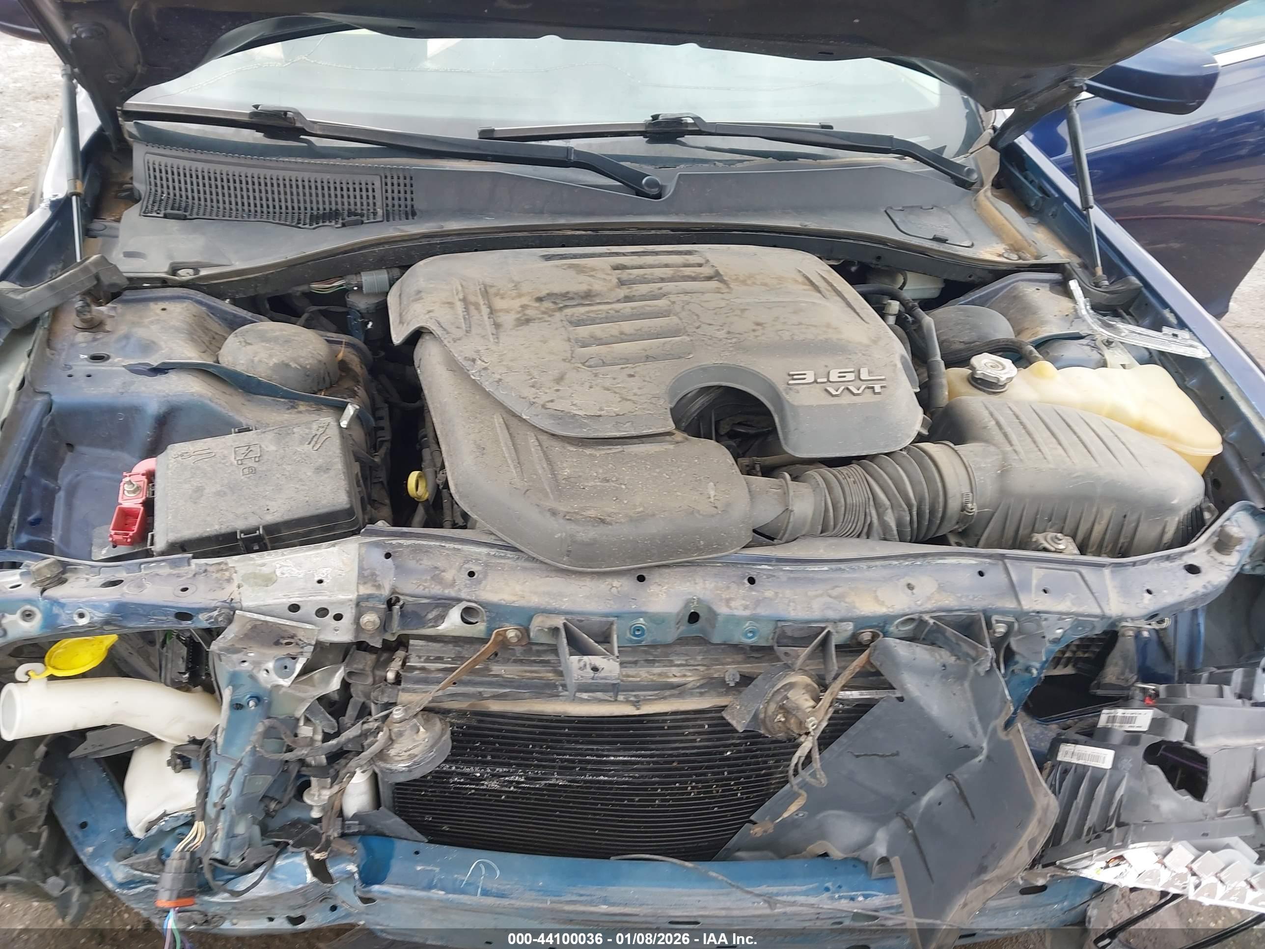 CHRYSLER 300 image 10